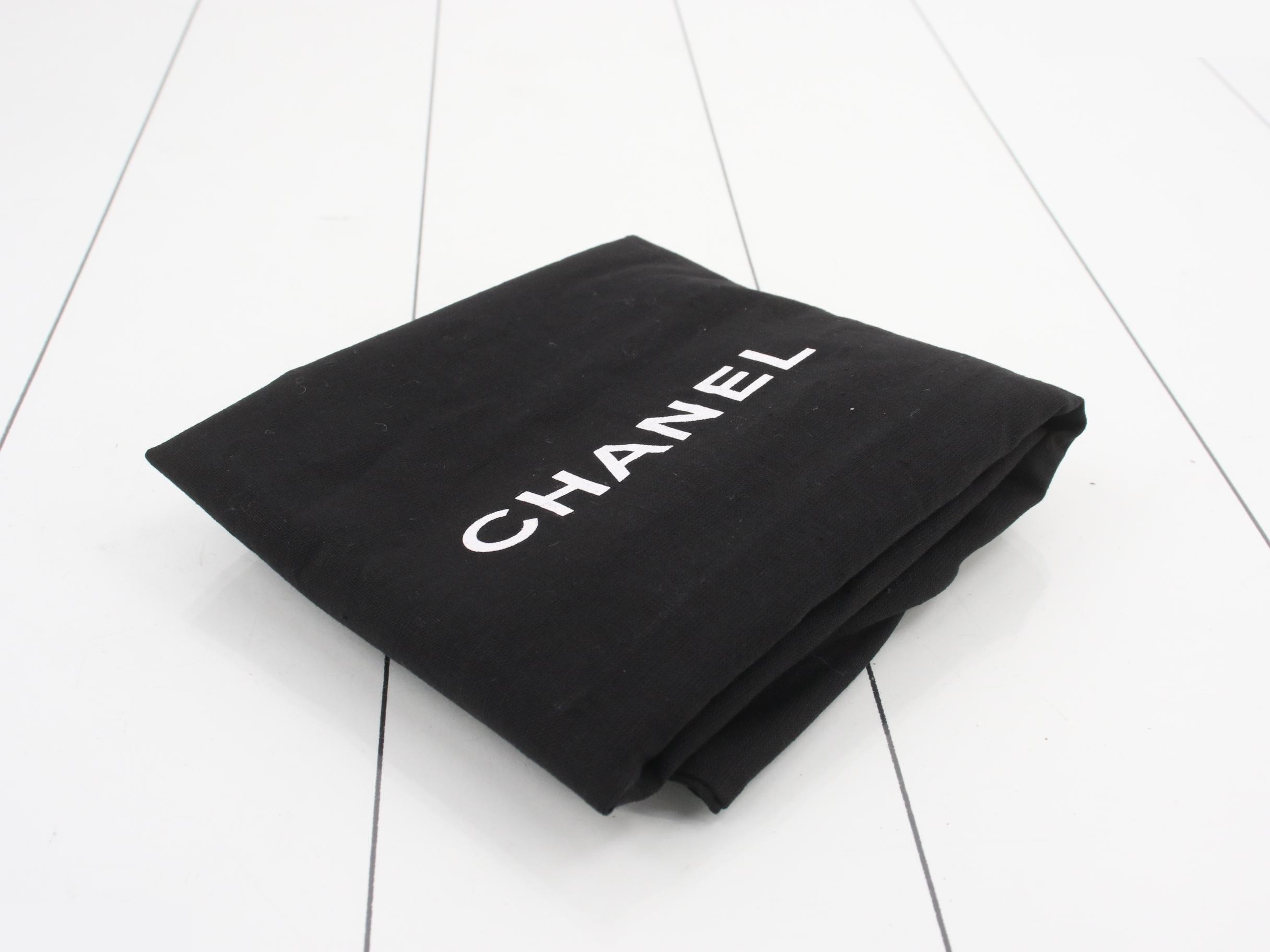 Caviar skin handbag — view 7