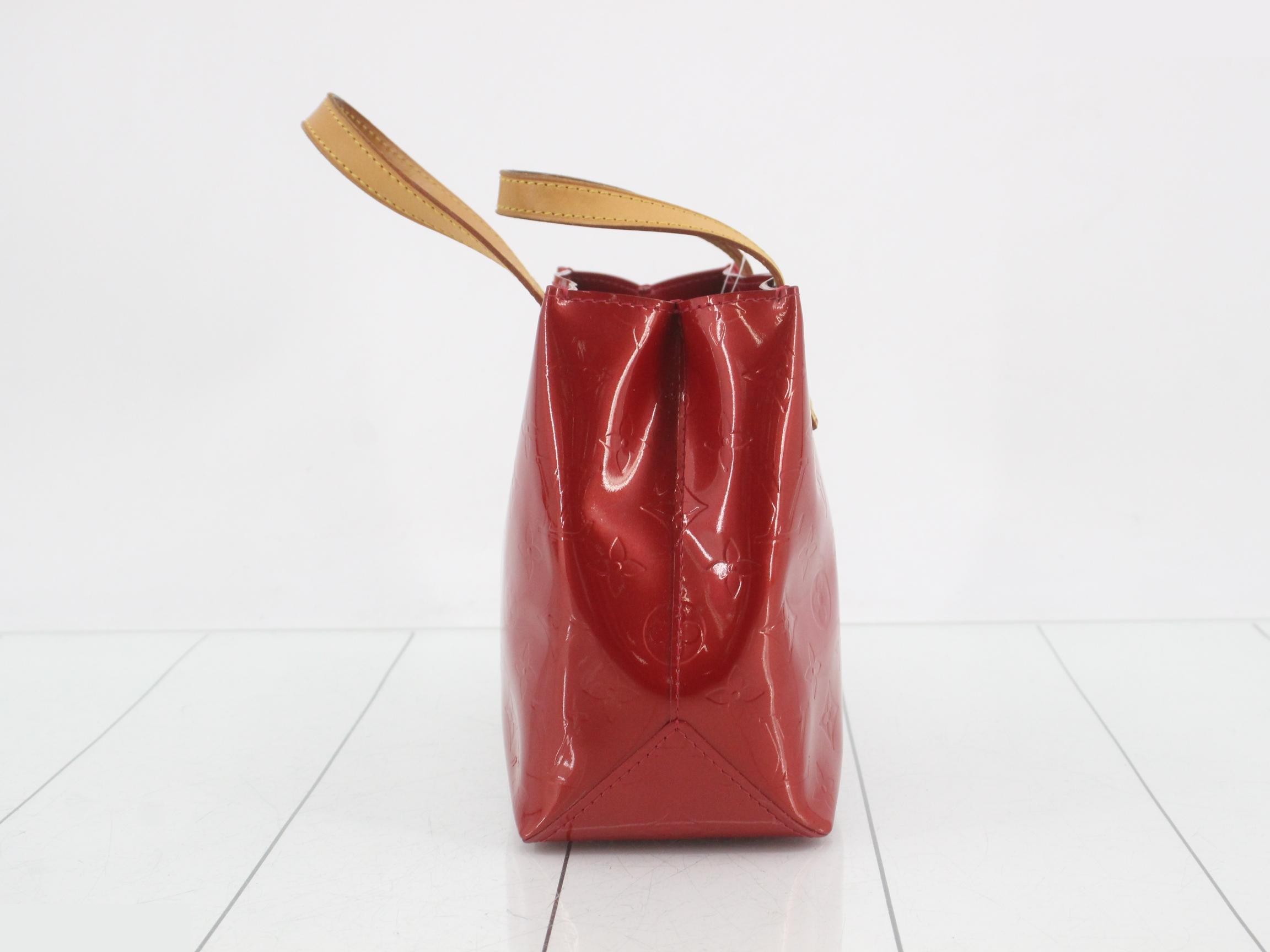 M91088 LV Vernis Lead PM Rouge Handbag — view 3