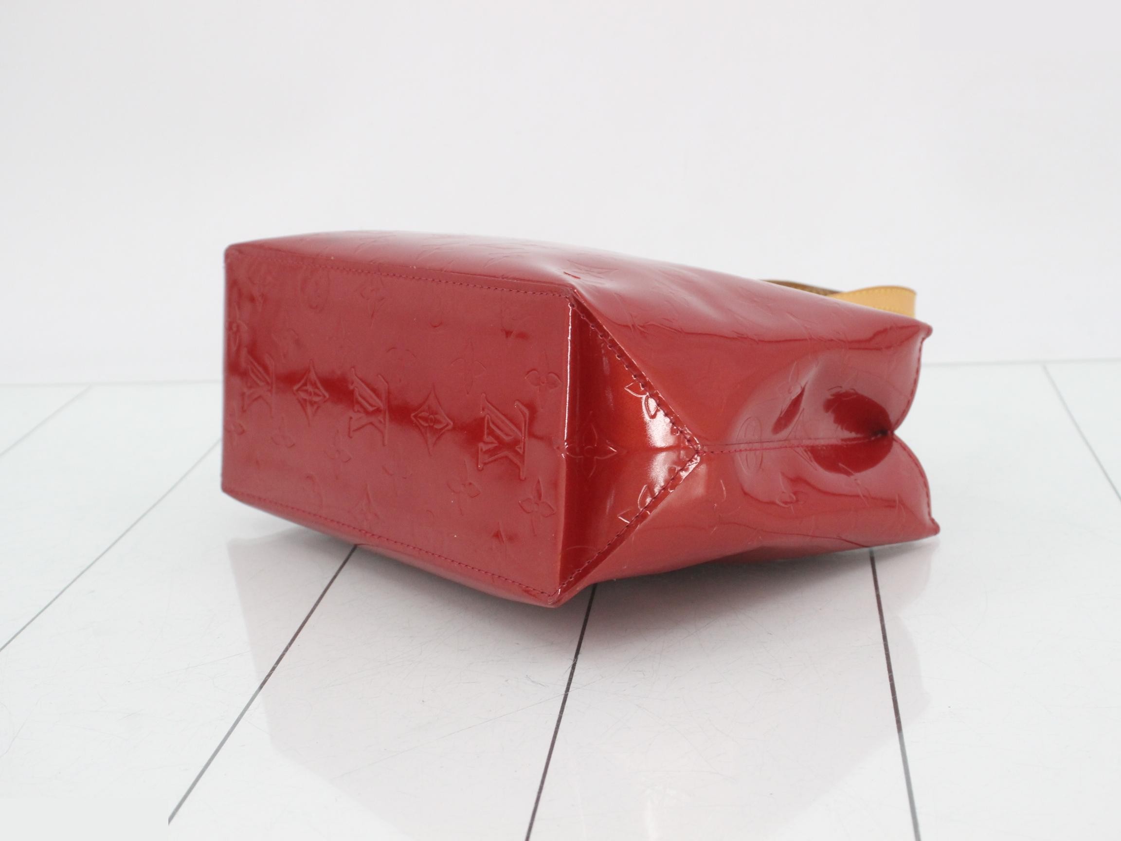 M91088 LV Vernis Lead PM Rouge Handbag — view 6