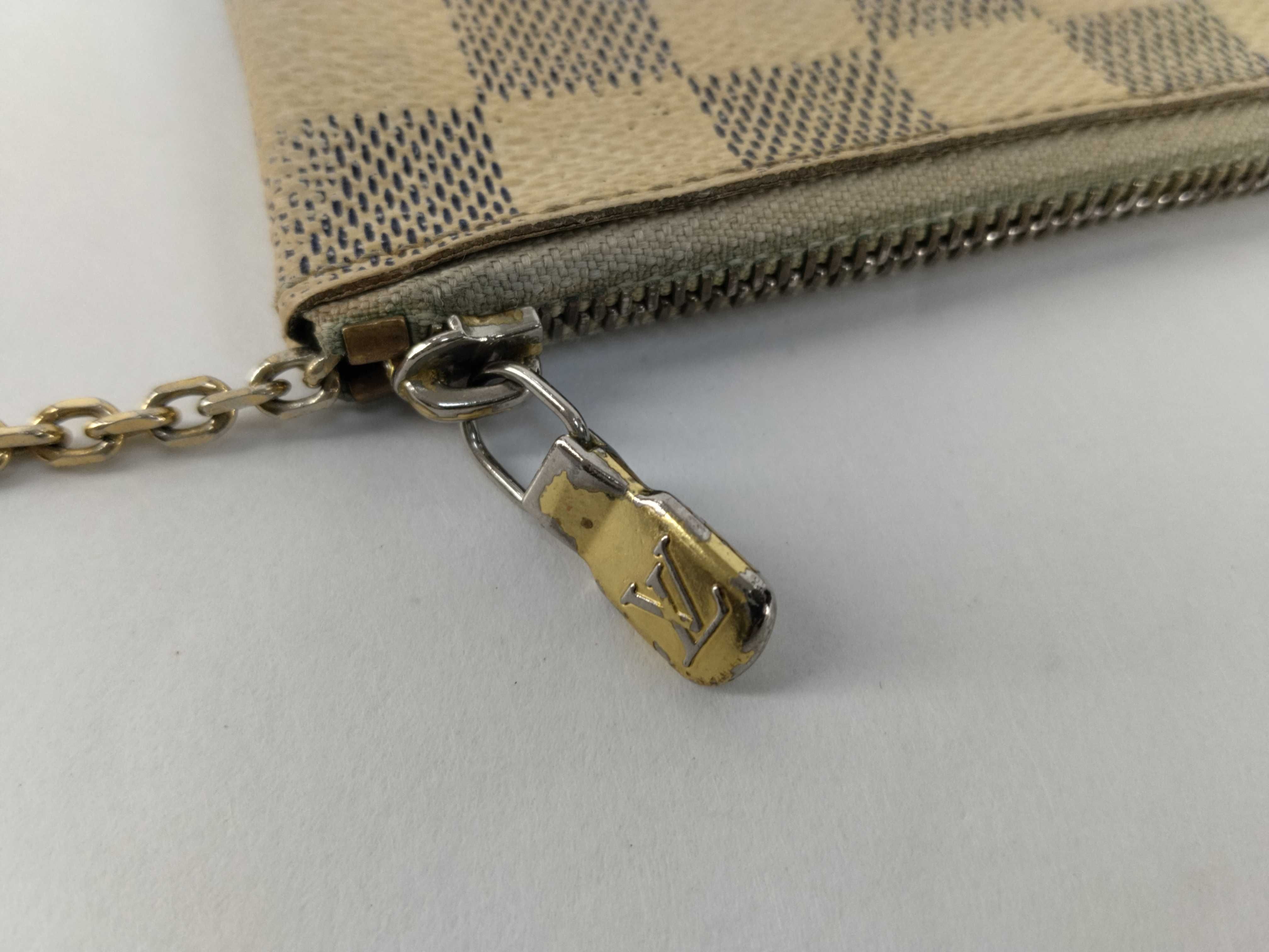 Damier Azur LV Coin Case Pochette Clé White — view 9