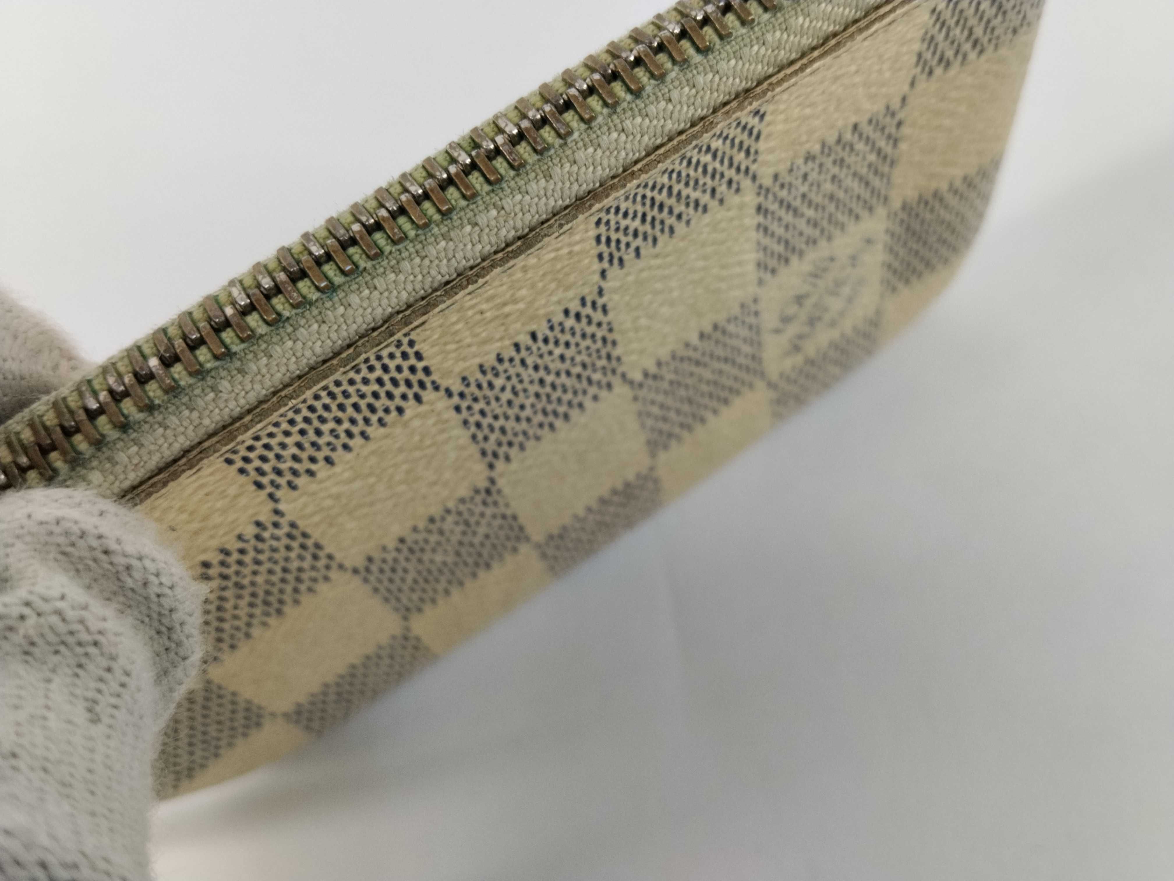 Damier Azur LV Coin Case Pochette Clé White — view 10