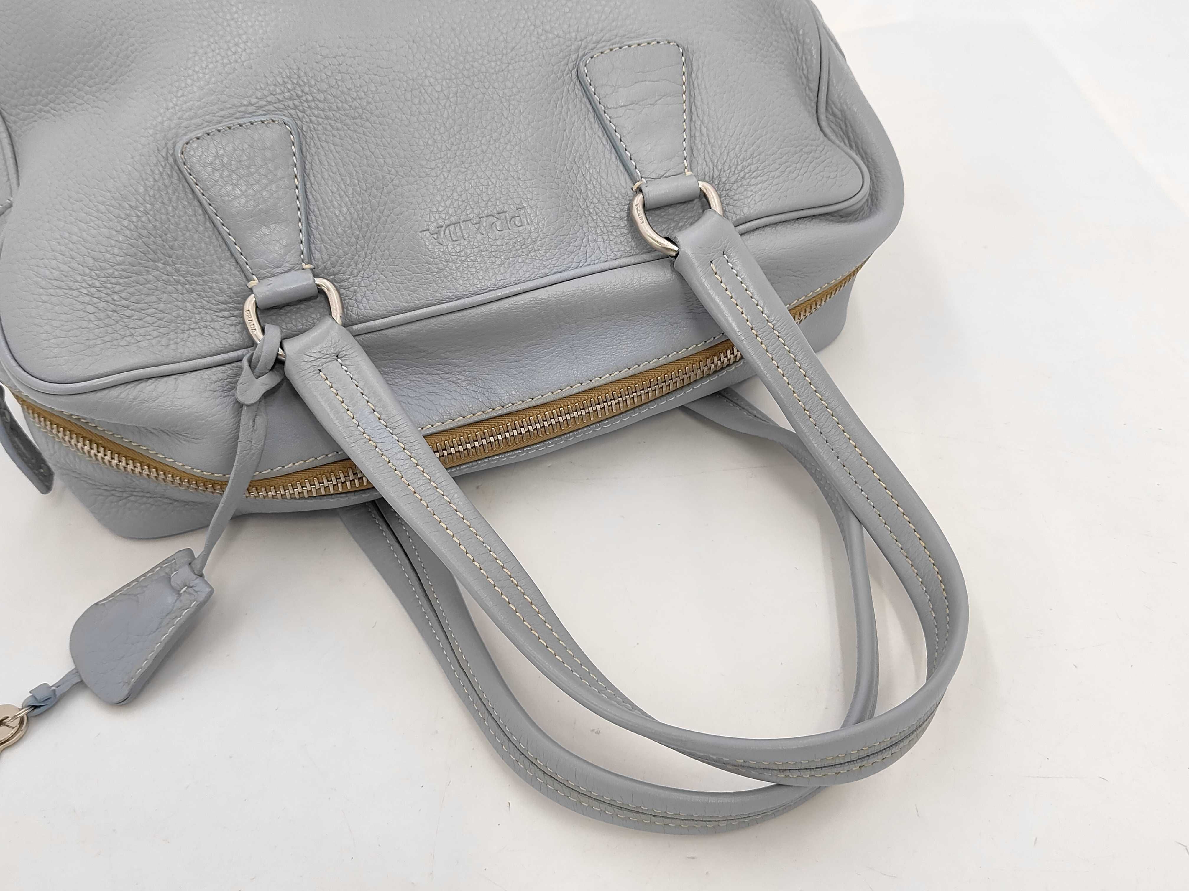 Vitello Daino Bauletto Tote Shoulder Bag — view 3