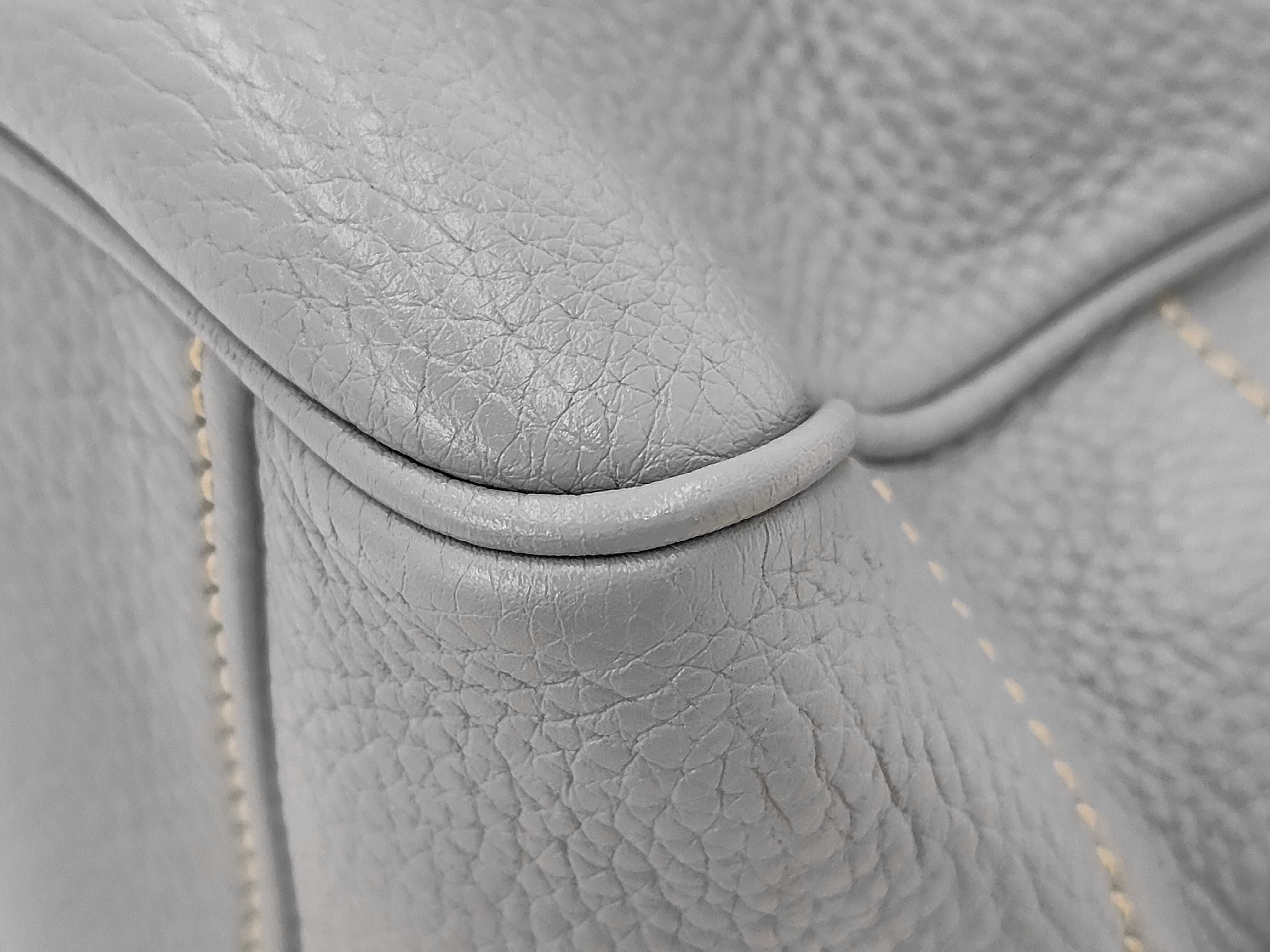 Vitello Daino Bauletto Tote Shoulder Bag — view 7