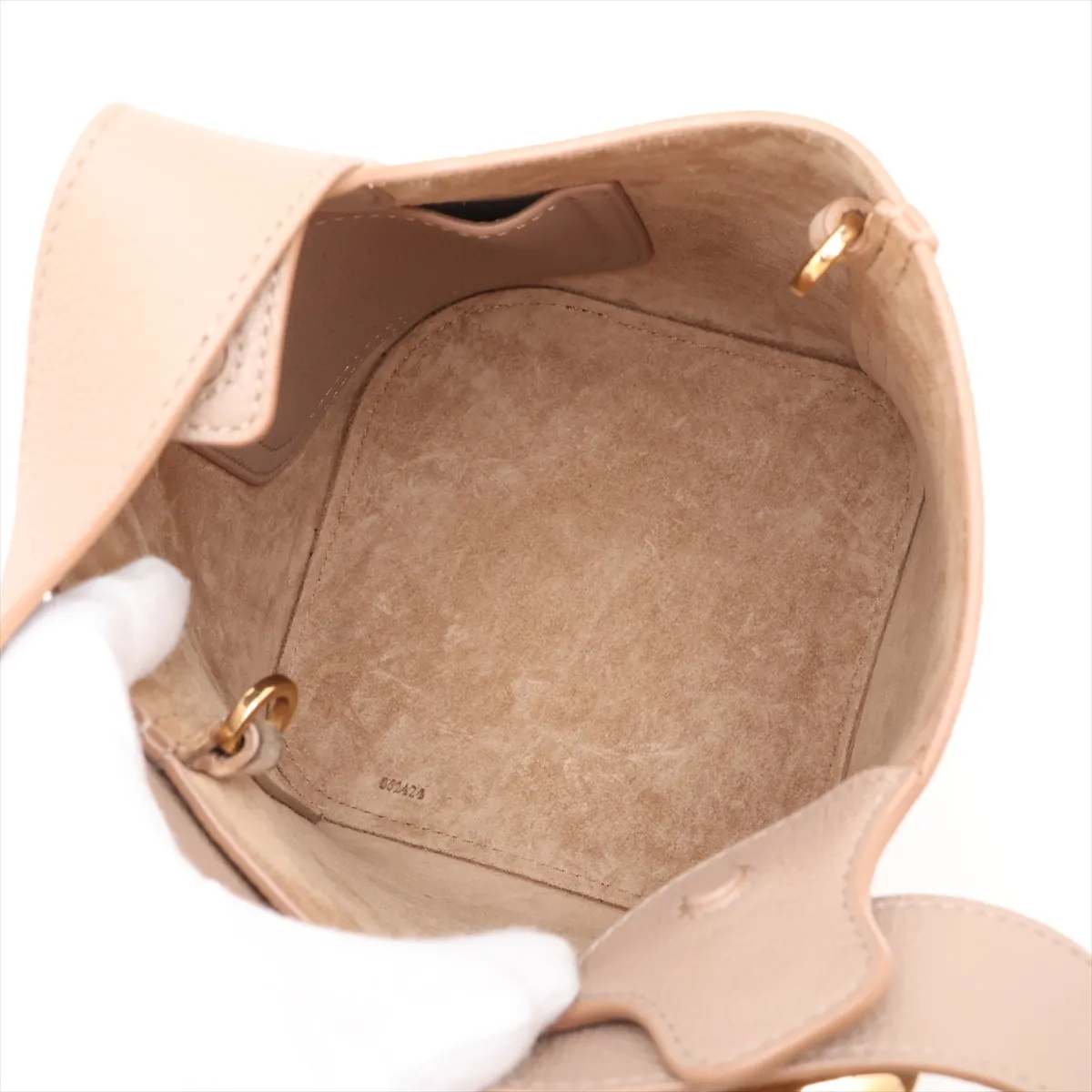 Pebble Bucket Mini Leather 2-Way Handbag, Beige — view 8