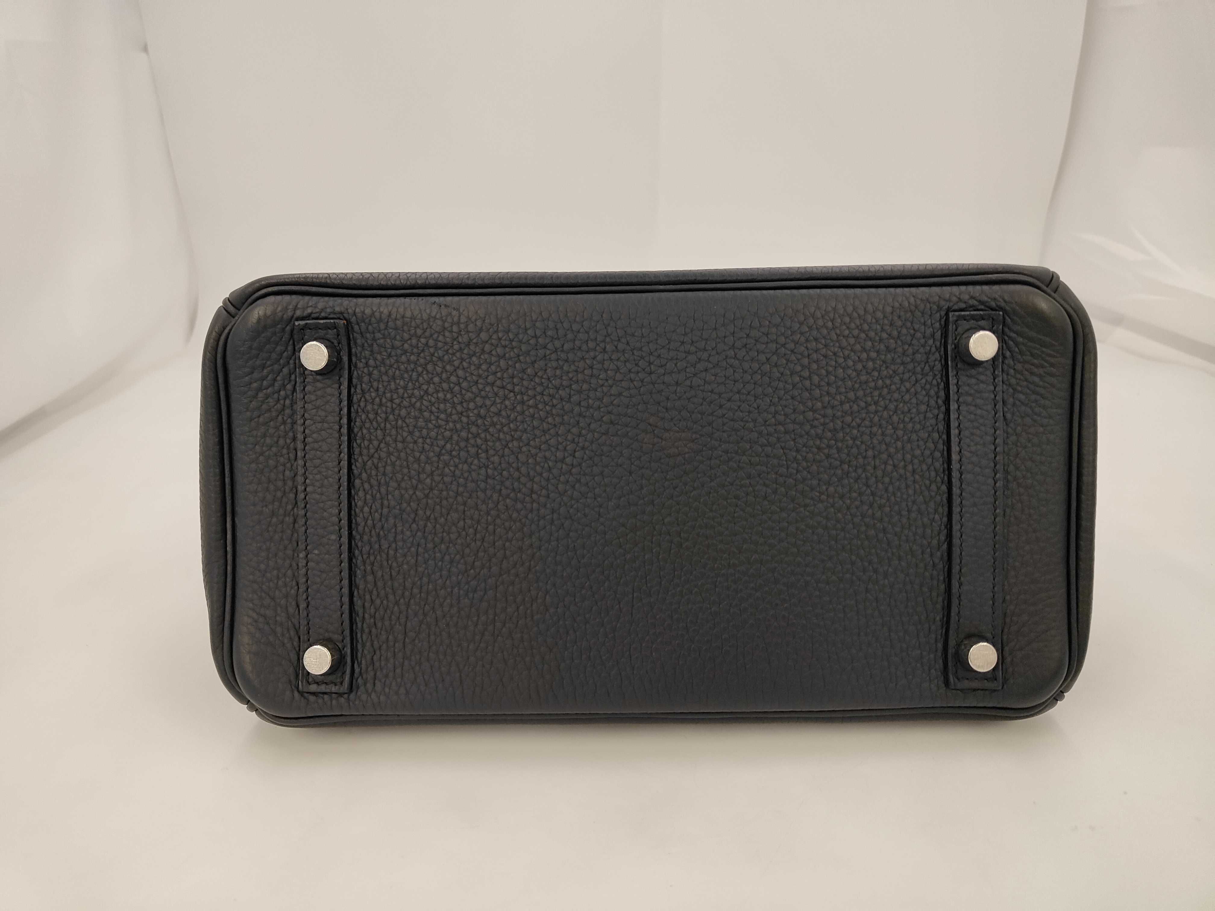 Birkin 30 Black Handbag (Taurillon Clemence Leather, N Stamp) — view 4