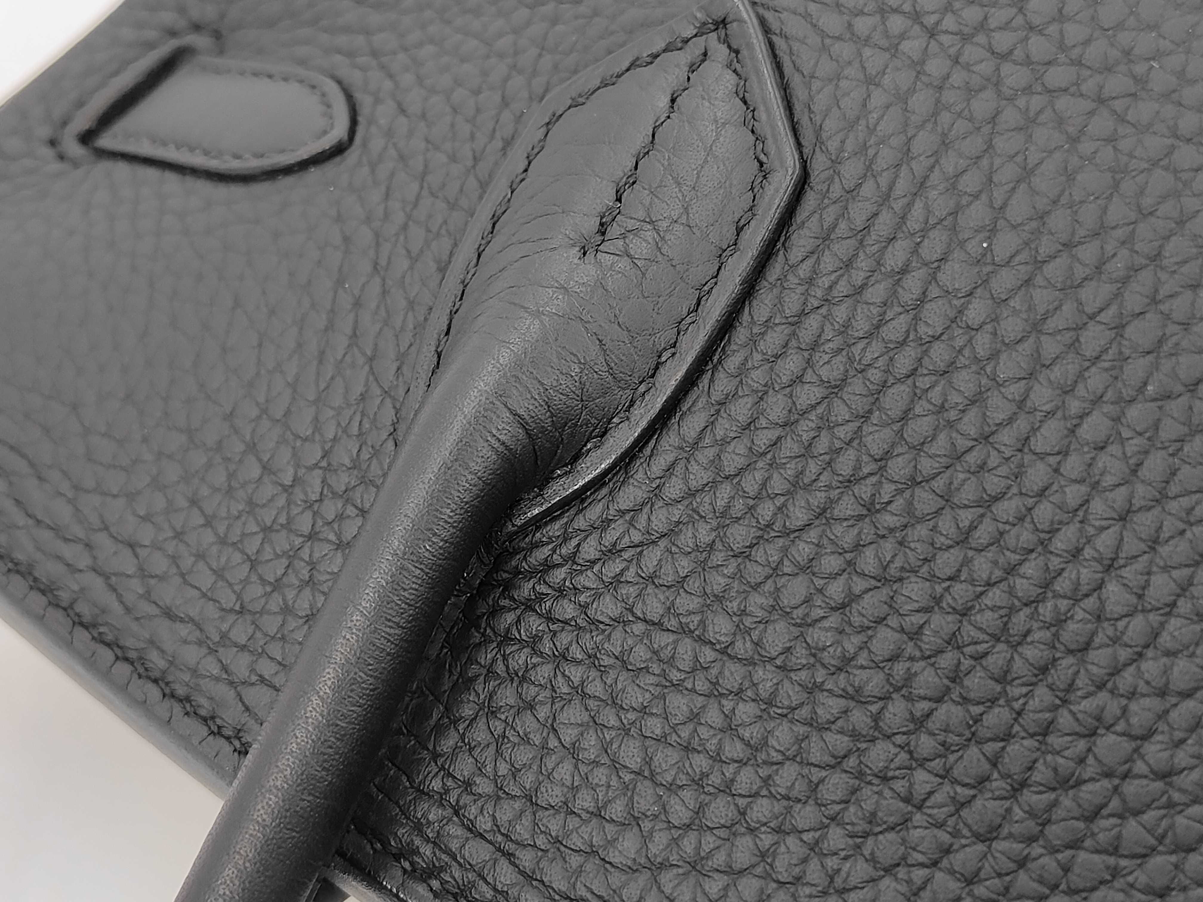 Birkin 30 Black Handbag (Taurillon Clemence Leather, N Stamp) — view 7