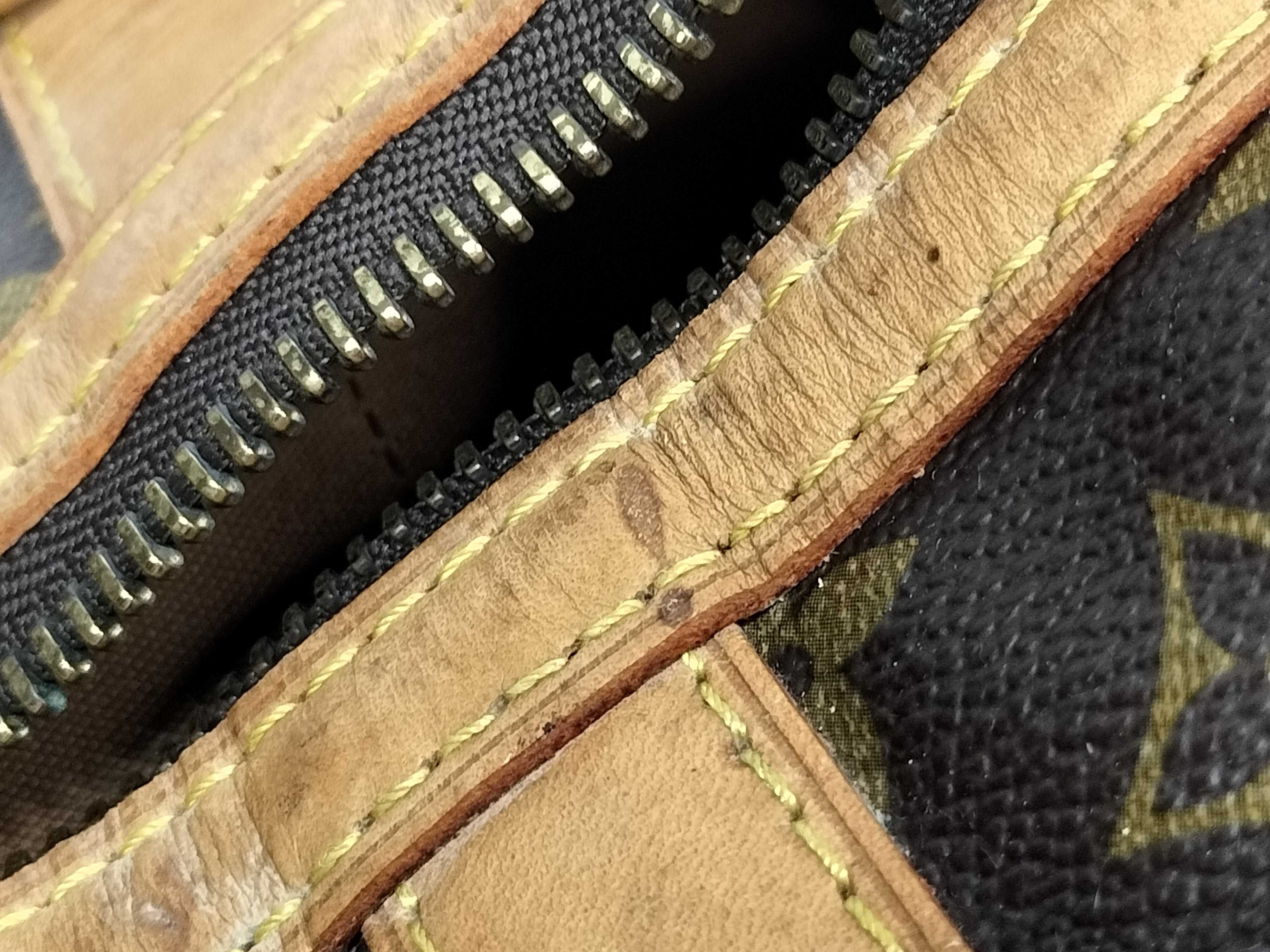 Monogram Vuitton TH092 Boston Bag — view 14