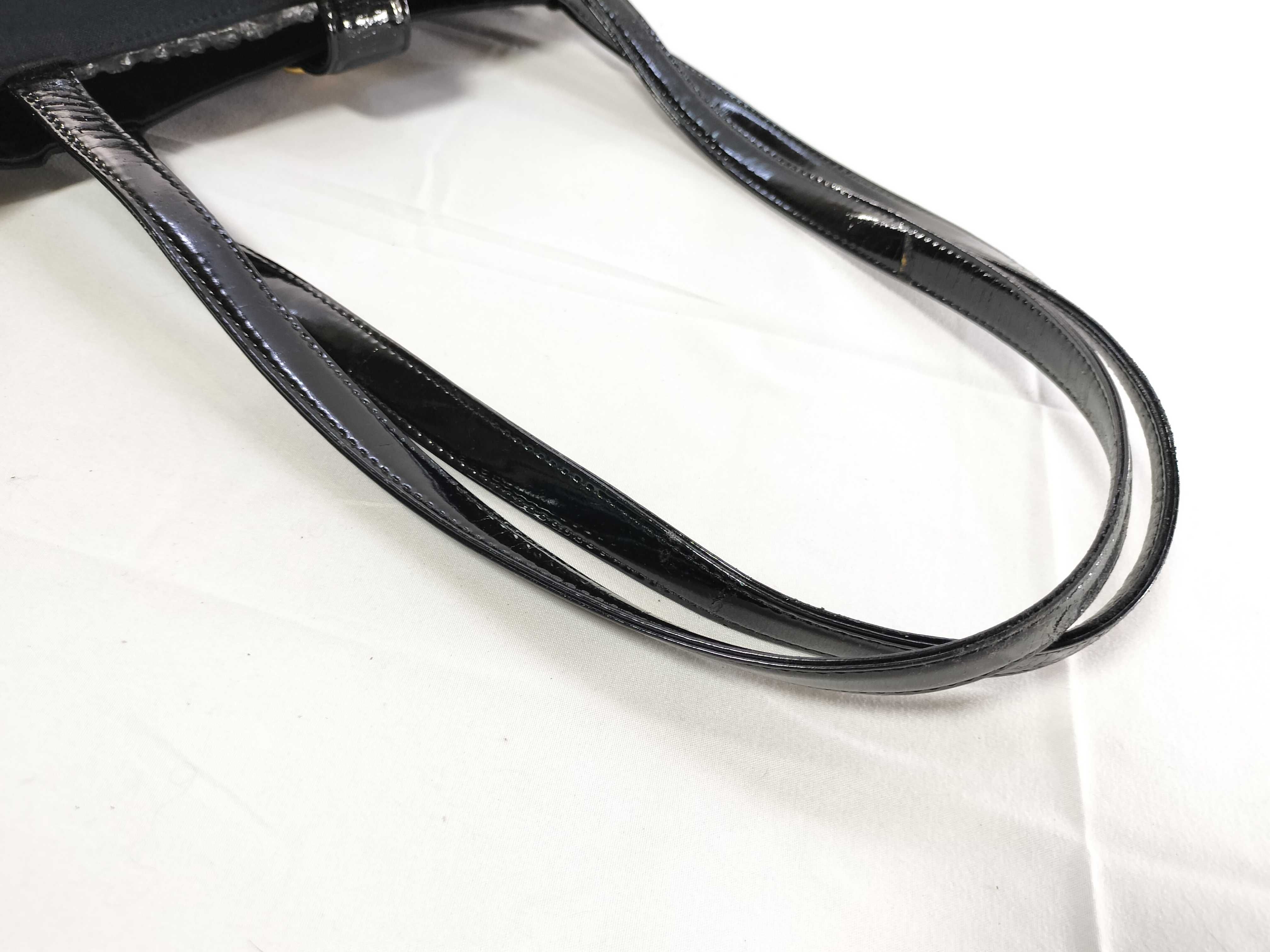 Canvas x Enamel Handbag with Heart Hardware Tote Bag — view 3