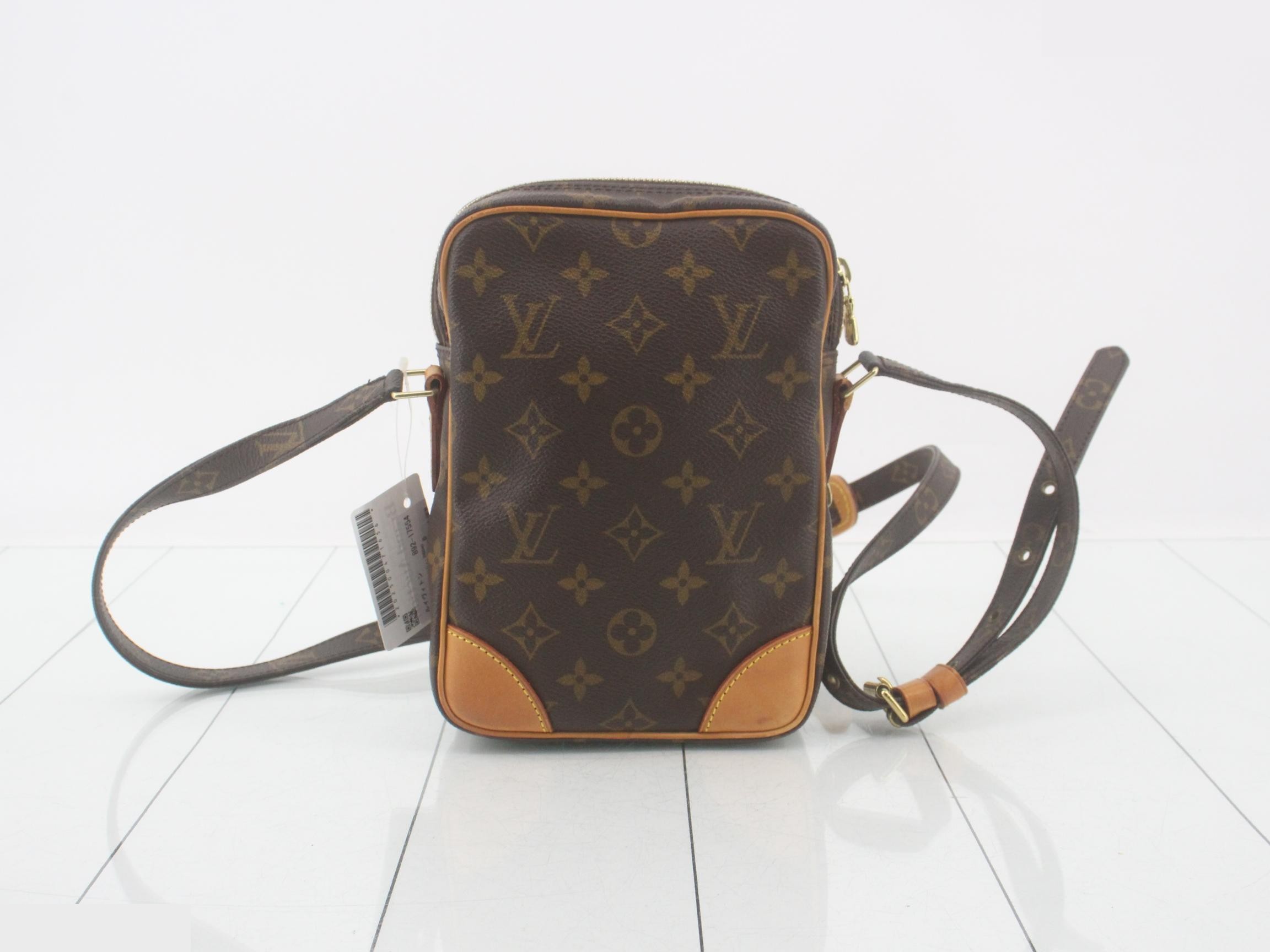 Monogram Amazon — view 2