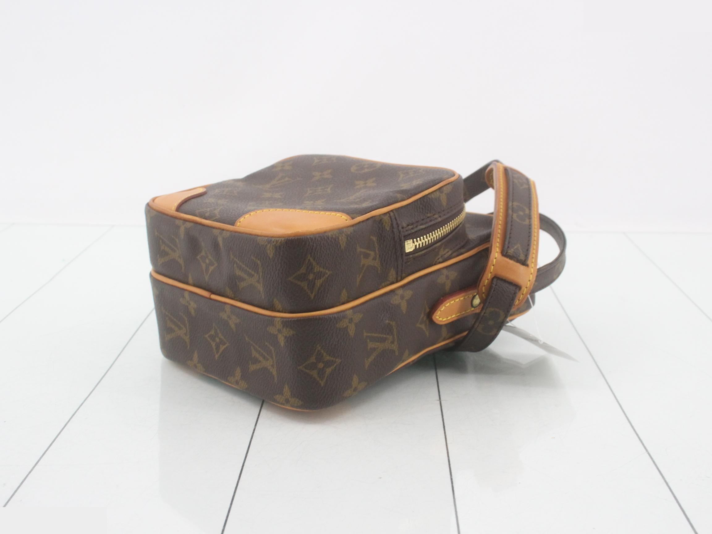 Monogram Amazon — view 6