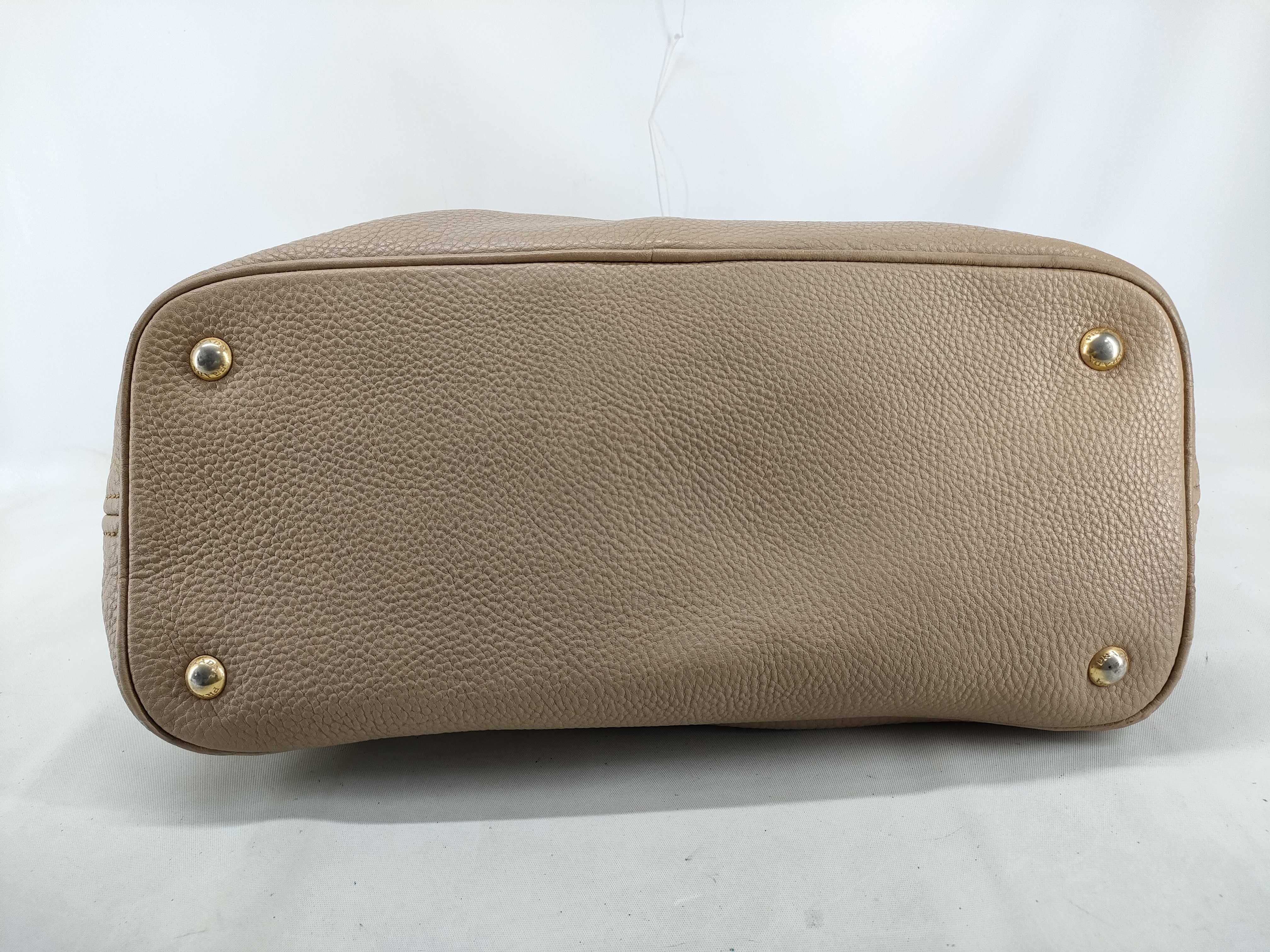 ID- Vitello Daino cow skin shoulder bag tote bag — view 3