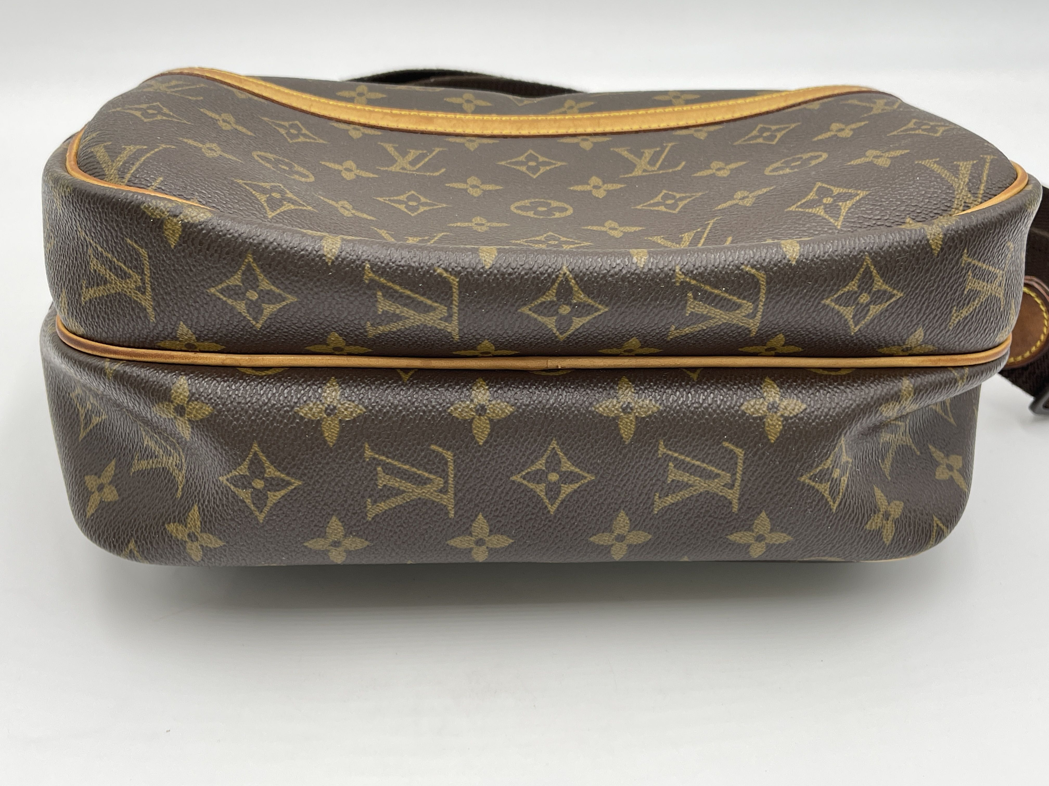 Monogram Reporter PM M45254 SP1020 Shoulder Bag — view 6