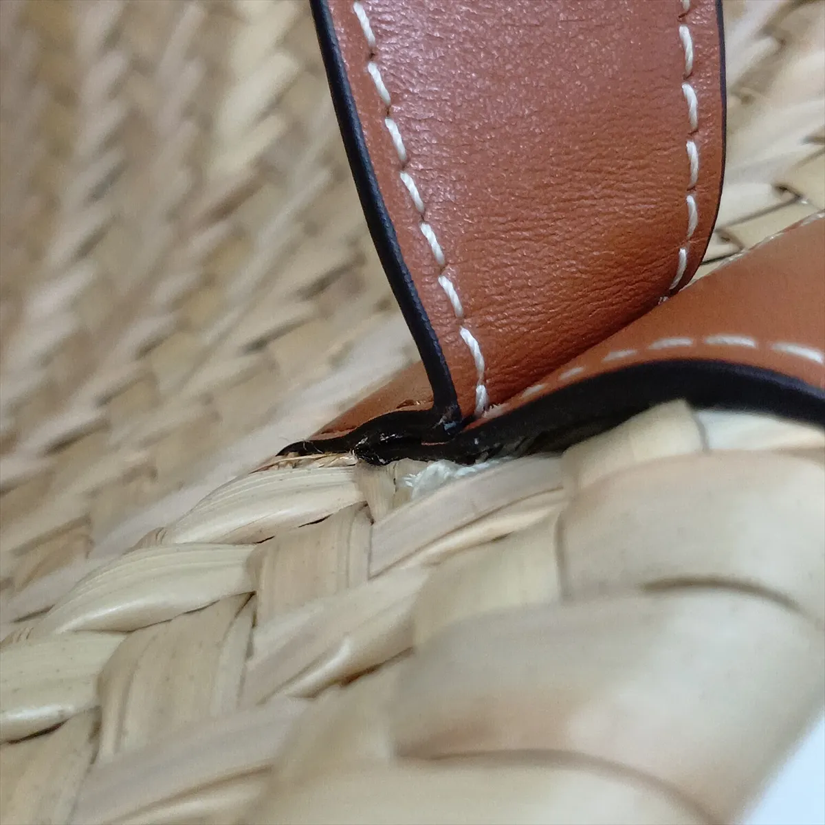 Triomphe Panier Raffia x Leather Basket Bag Beige x Brown — view 10