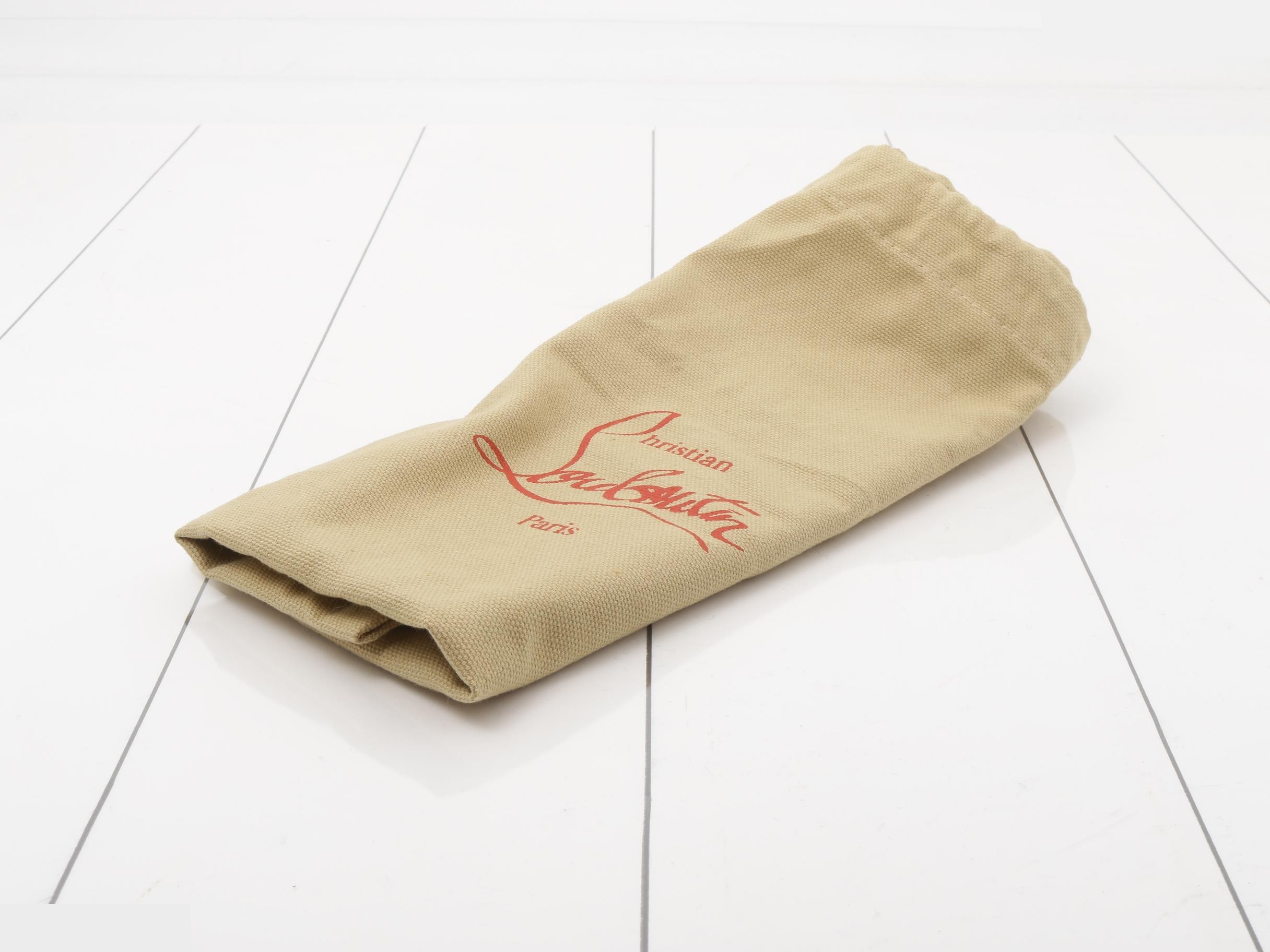 Other lines: Bags and Wallets — view 5