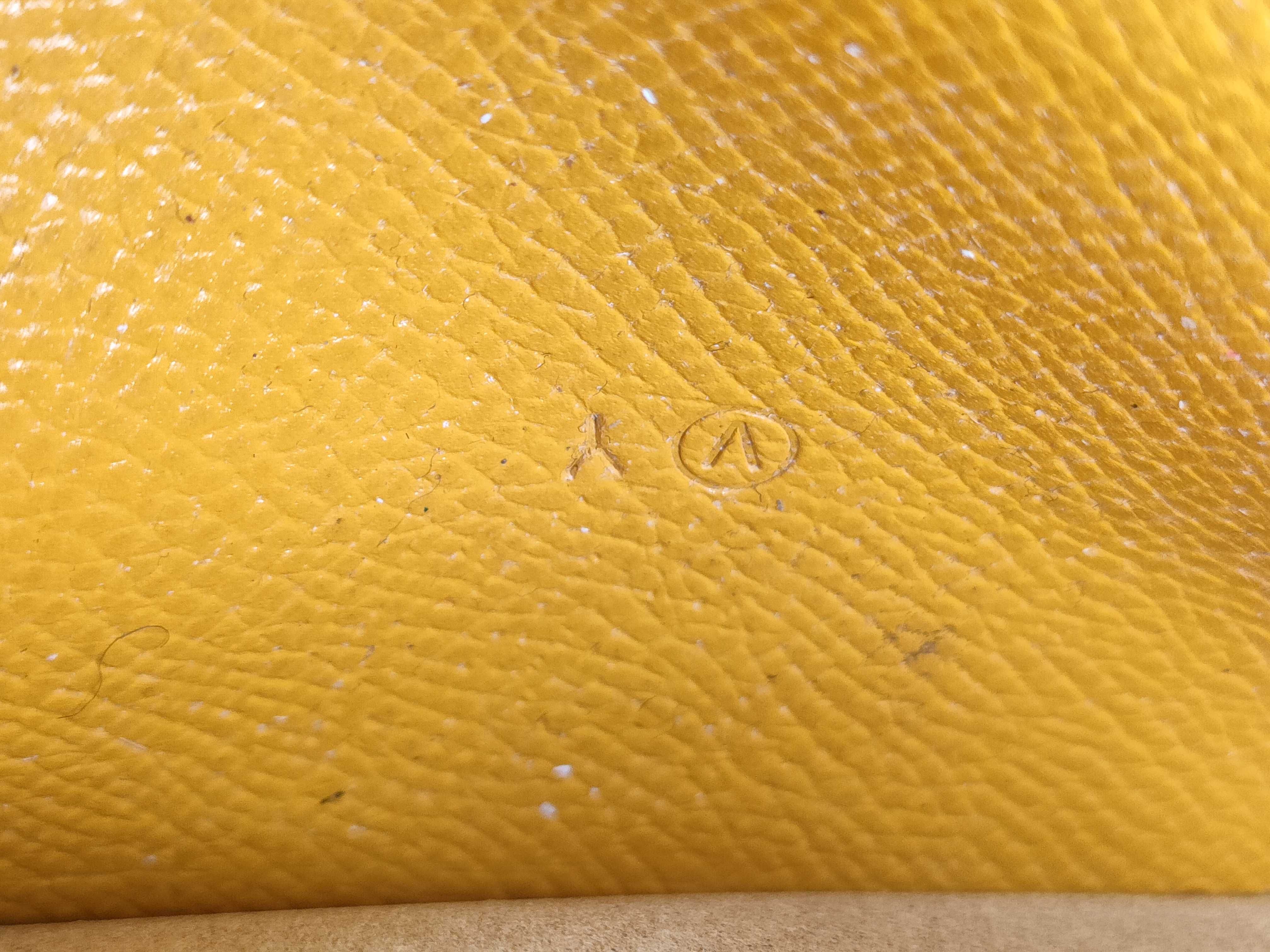 notebook/notebook cover — view 11