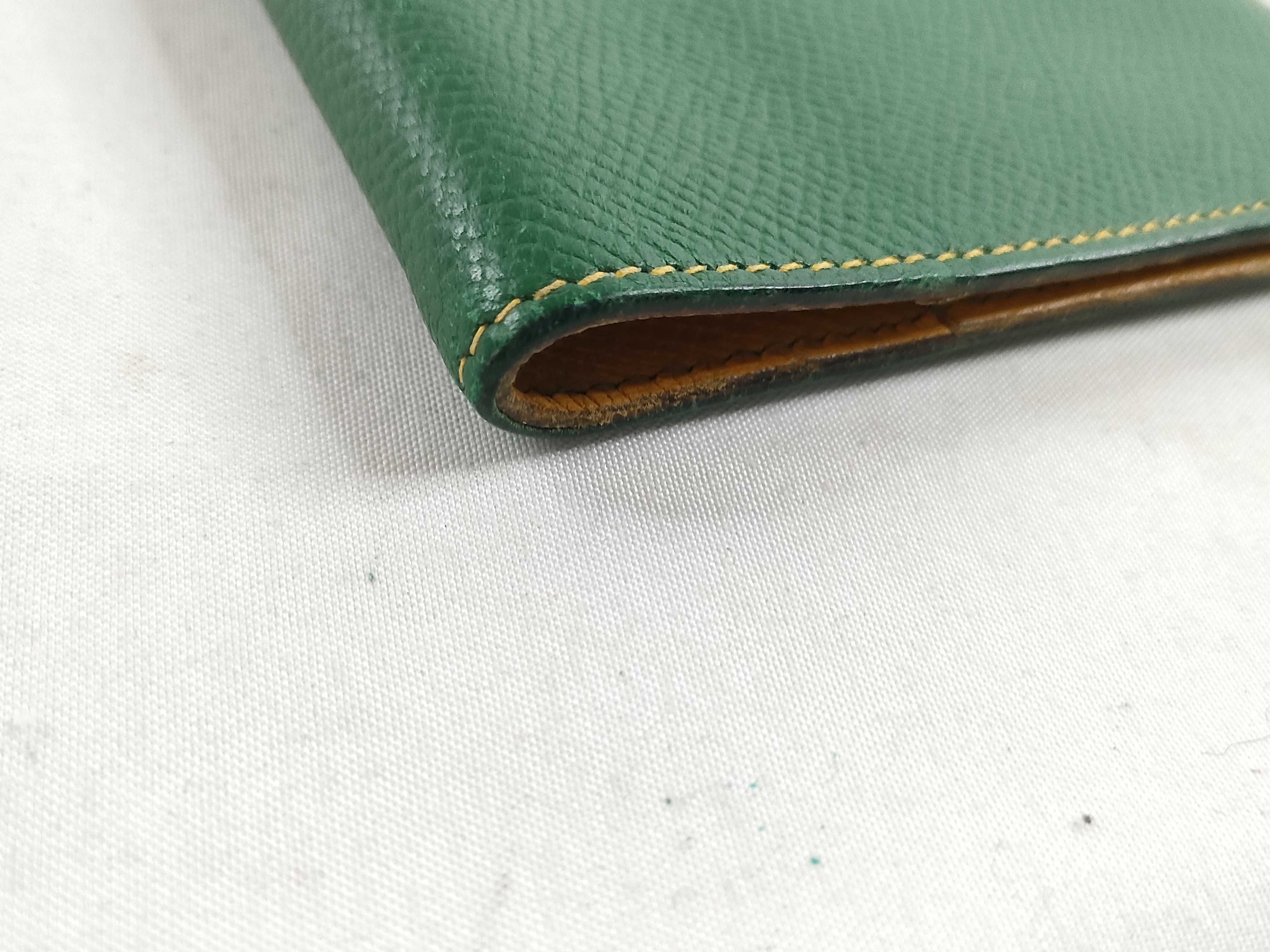 notebook/notebook cover — view 3