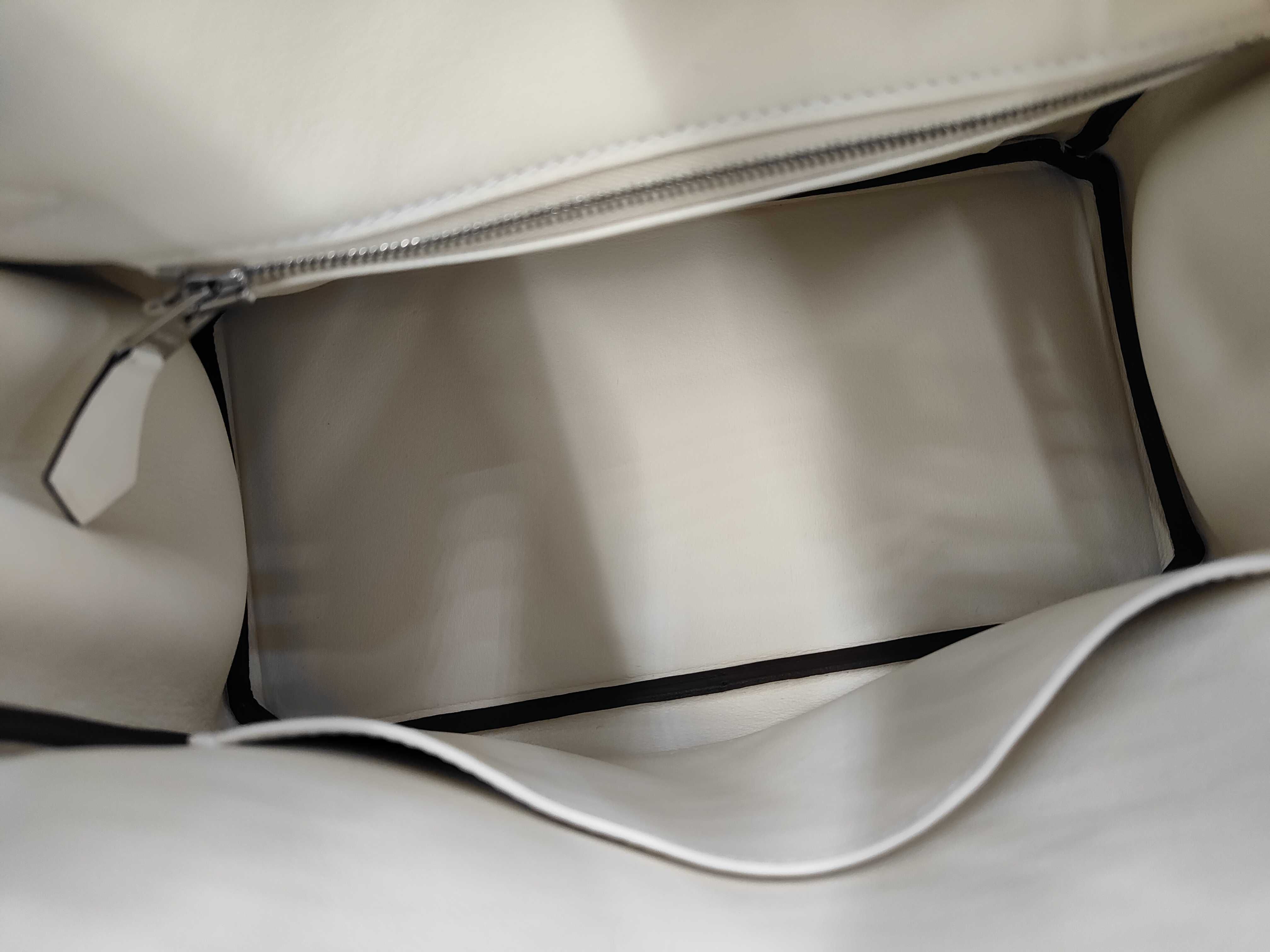 Birkin 25 Nata, P hardware, G stamp, Swift leather, white handbag — view 8