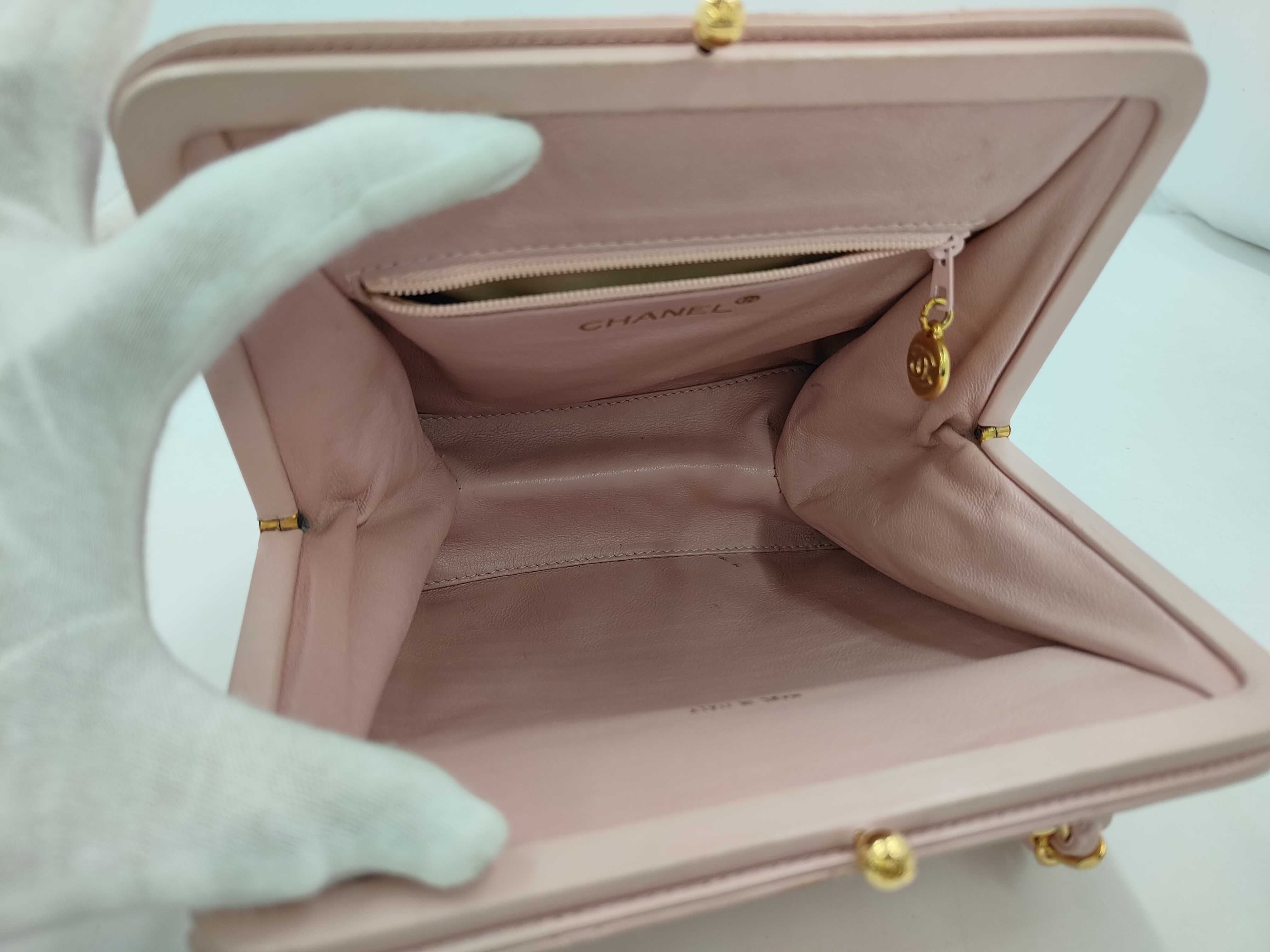 ID- Matelasse cow skin chain shoulder bag Pink Gold Metal Fittings #4756 Shoulder bag — view 8