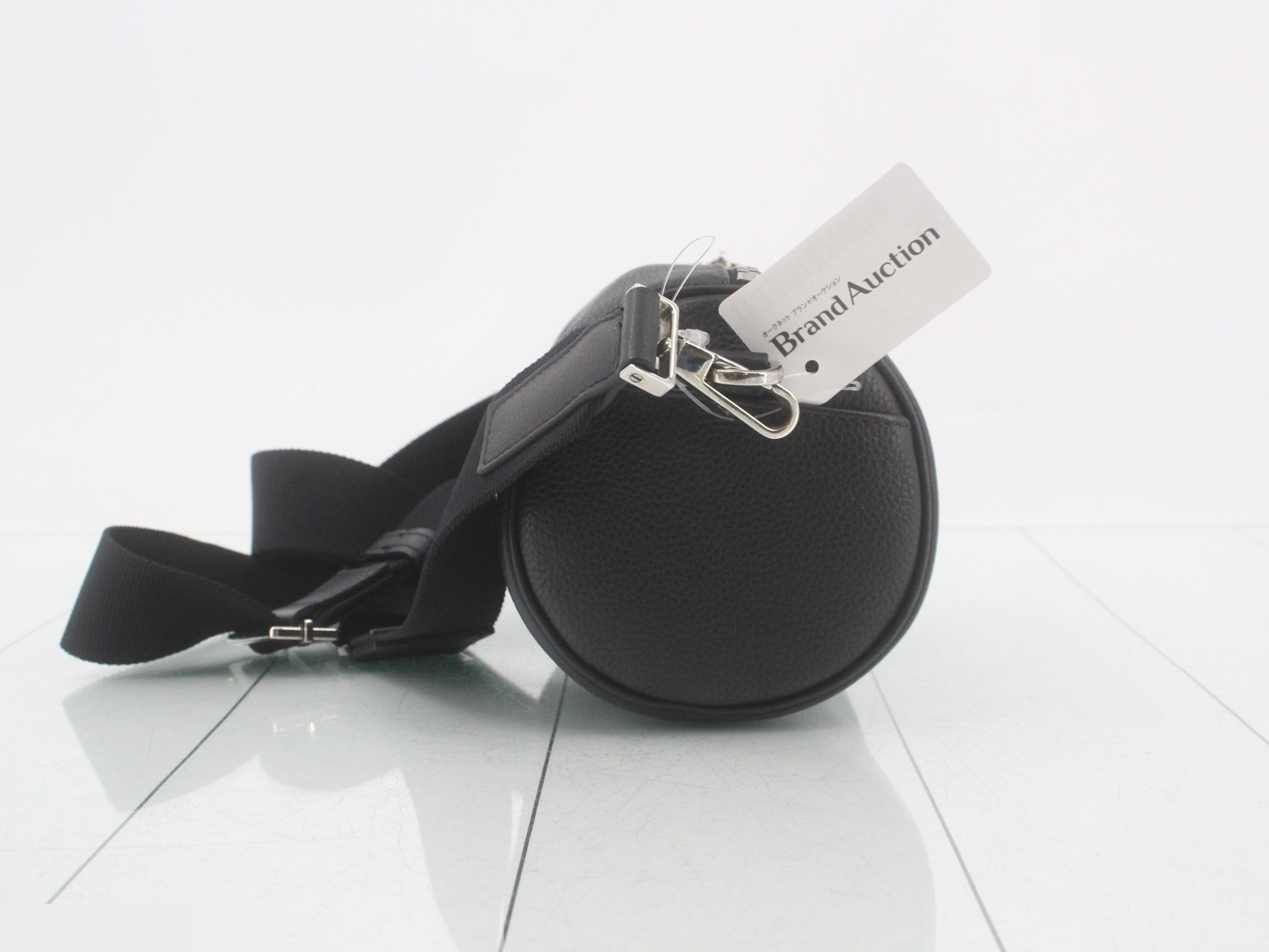 Roller shoulder bag, leather, black — view 3