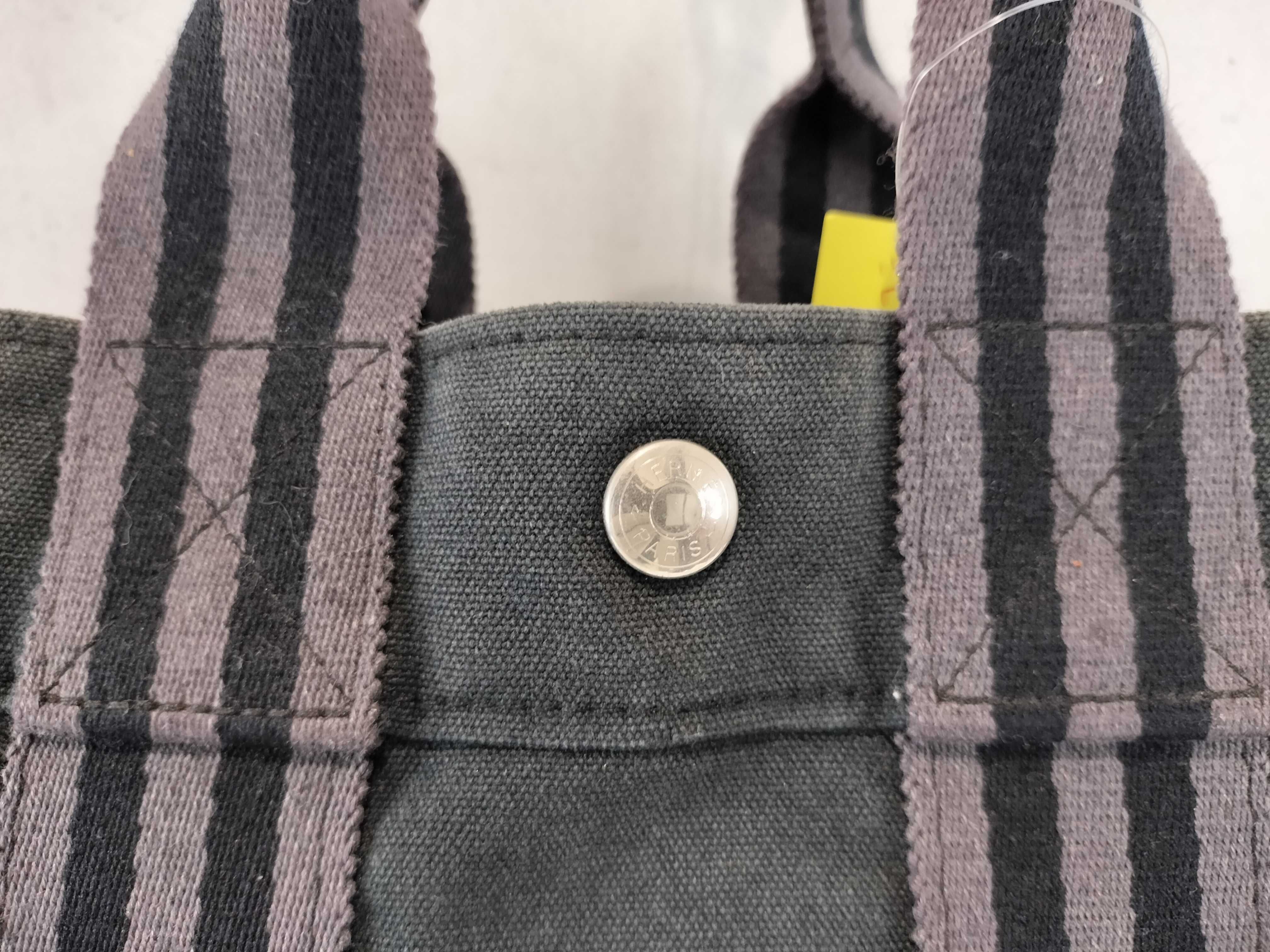 Fourre-Tout PM Handbag — view 2