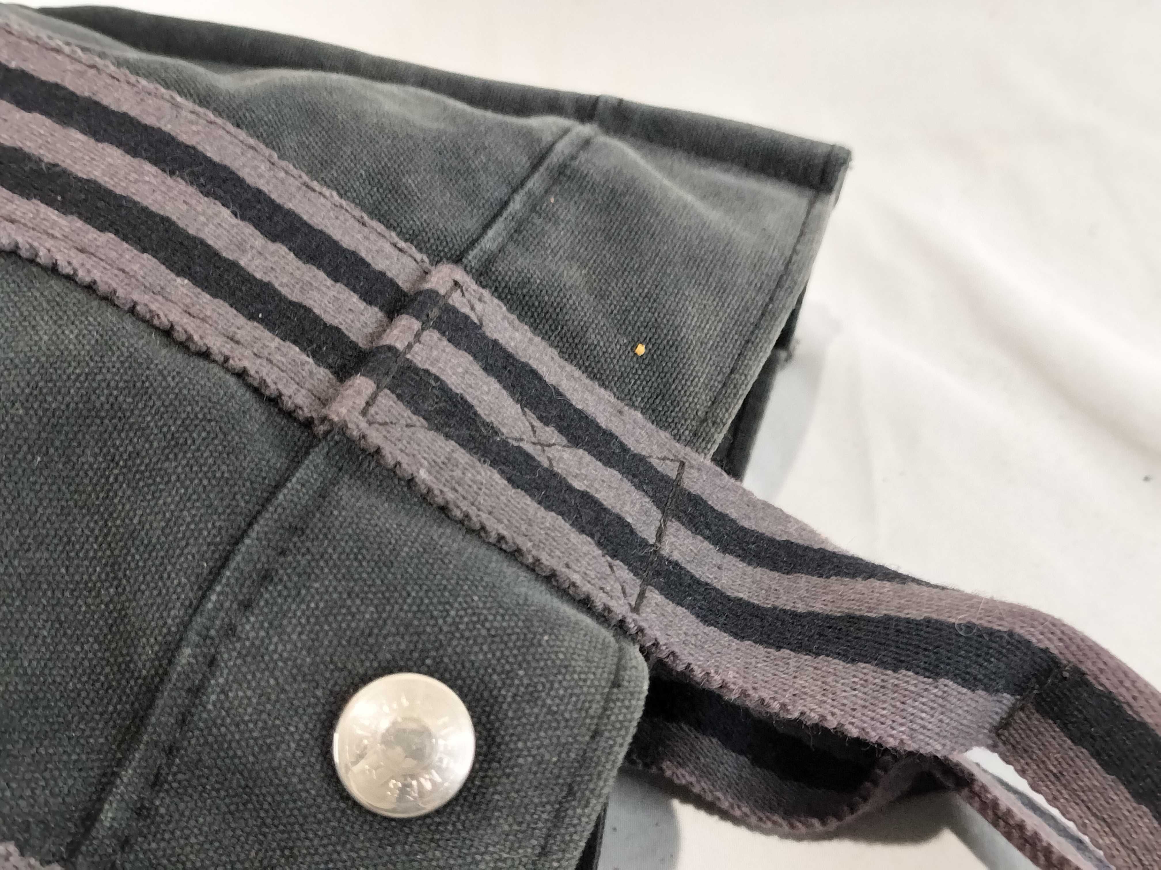 Fourre-Tout PM Handbag — view 6