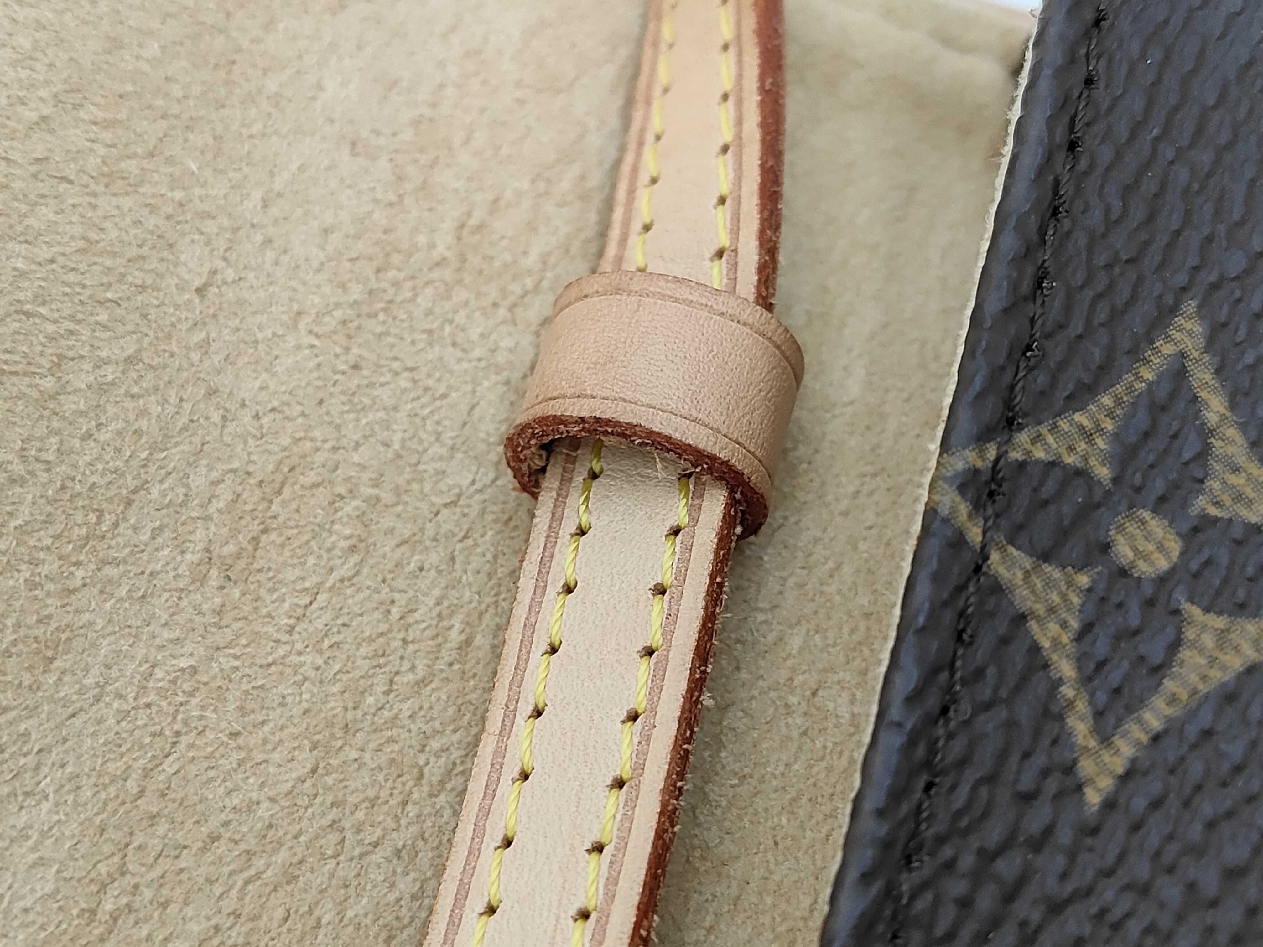 Monogram Louis Vuitton Pochette Twin GM Shoulder Bag Monogram M51852 Shoulder Bag — view 7