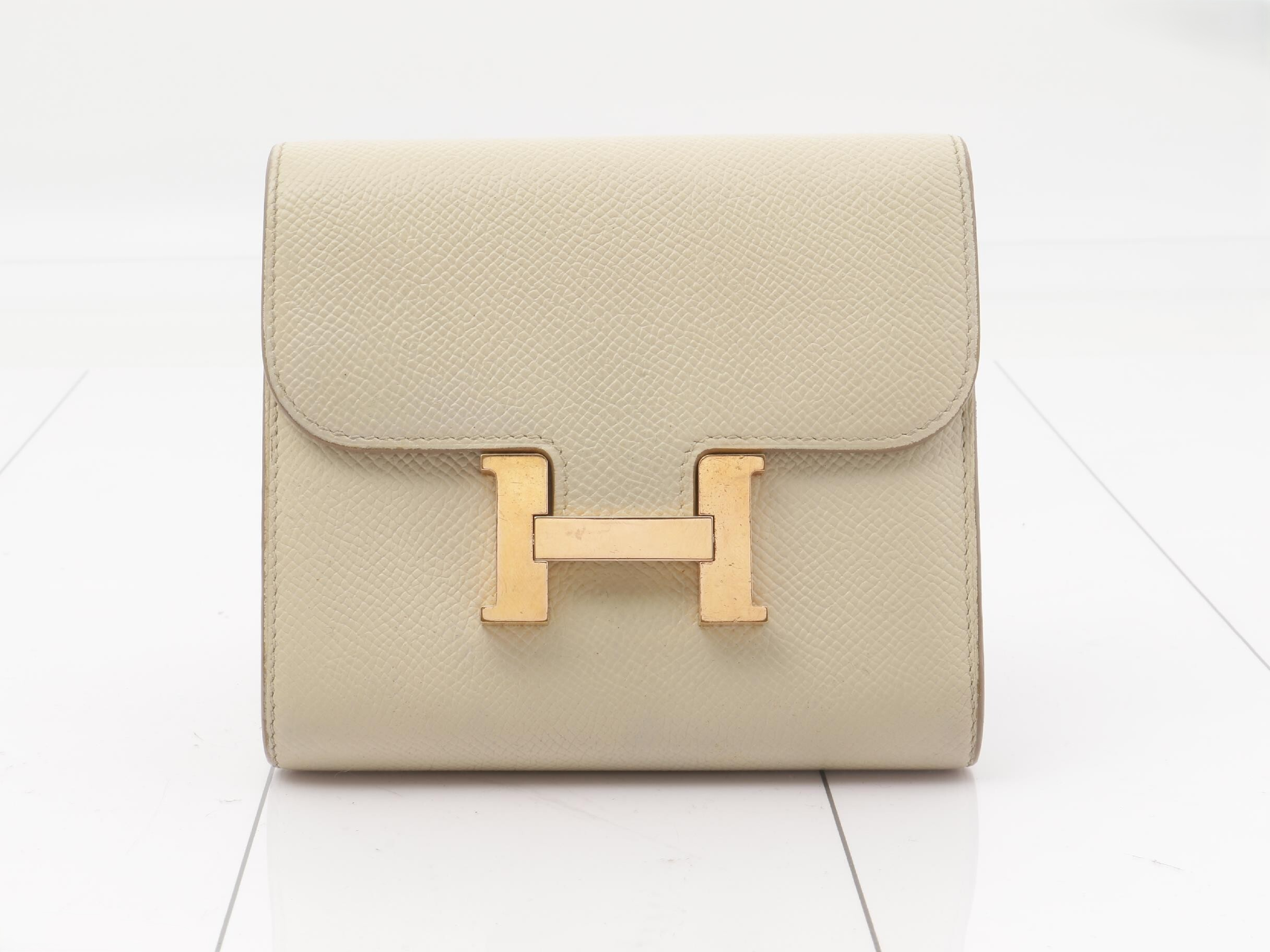 Constance Compact Epsom leather bag with C stamp, box and dust bag included. — view 2