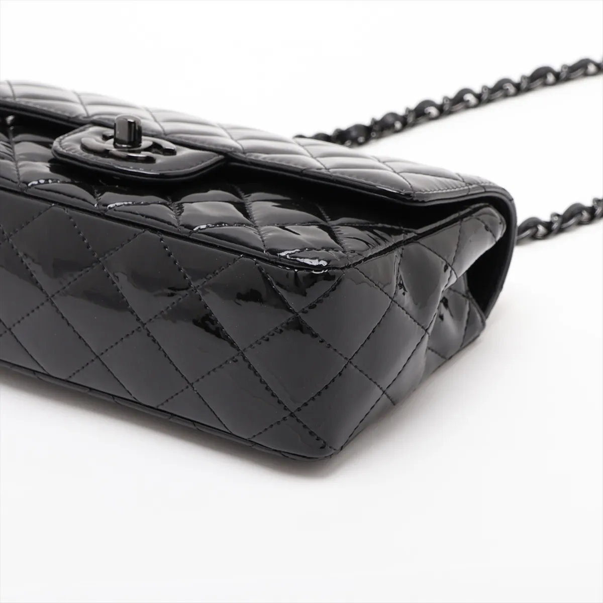 Mini Matelassé 20 Patent Leather Single Flap Single Chain Bag, Black with Black Hardware, U8UG6C37, Random Plate, A69900 — view 3