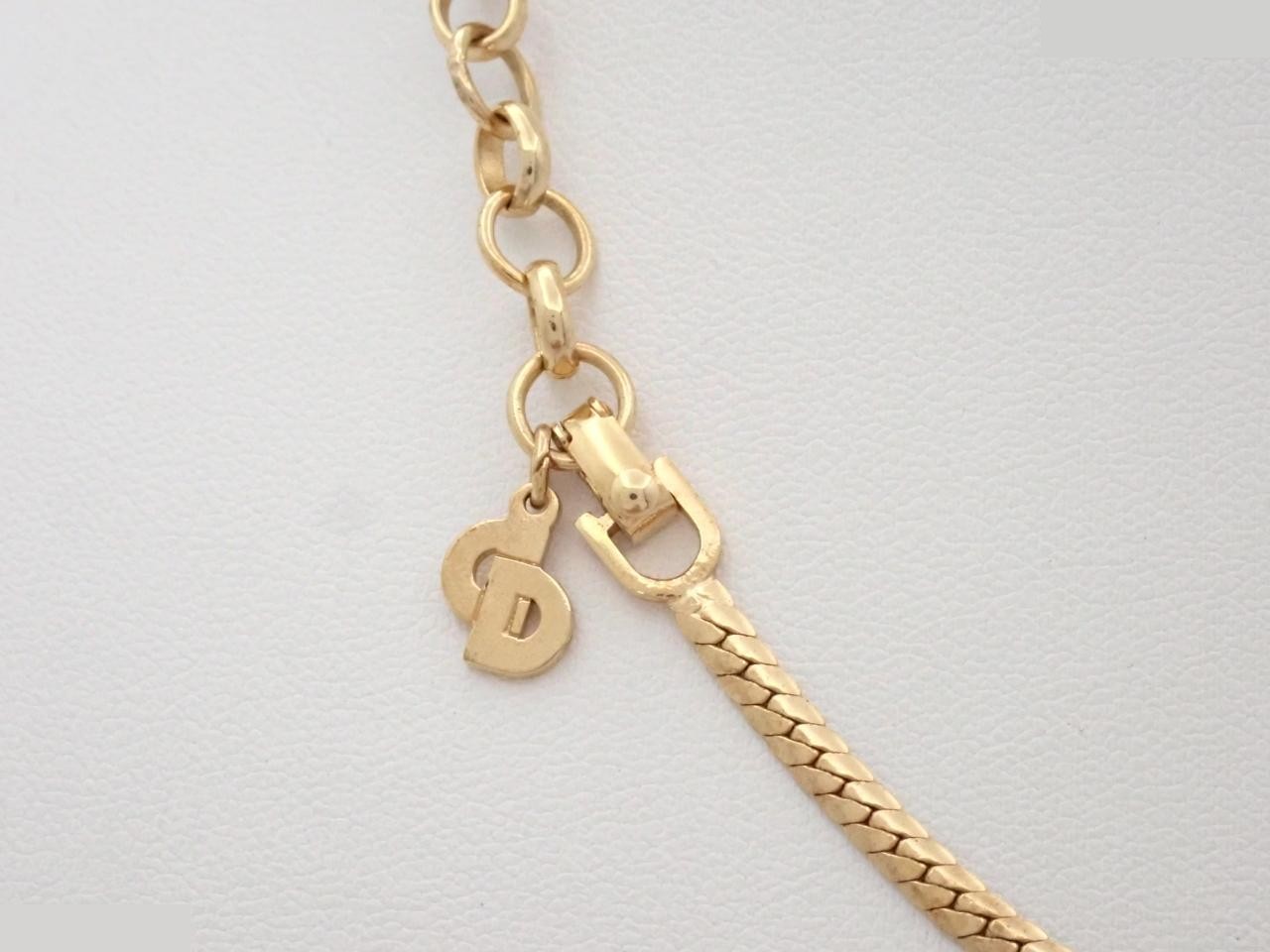 Necklace, neck circumference approximately 44 cm — view 2