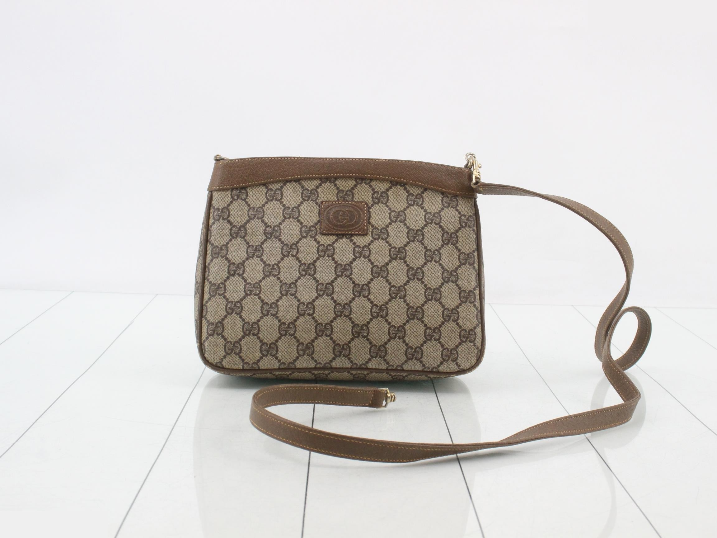 GG Supreme Leather Shoulder Bag