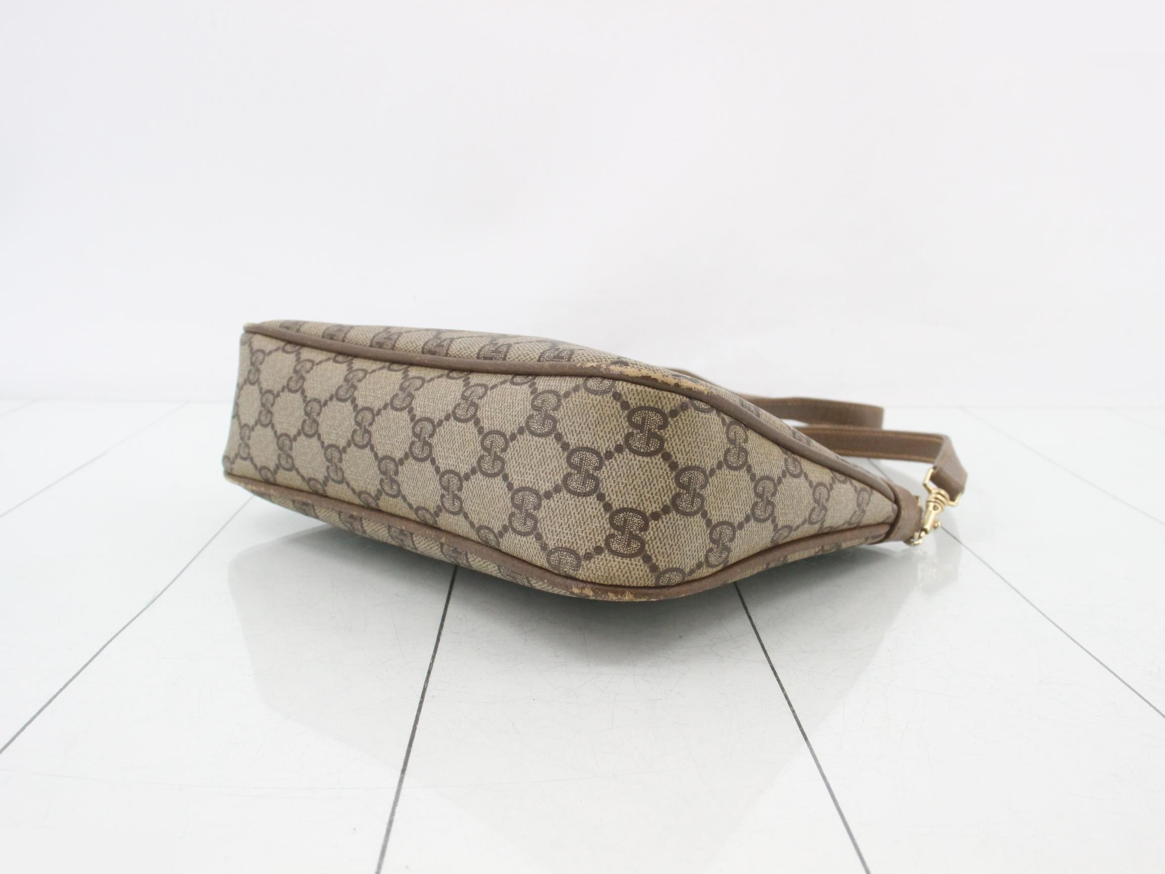 GG Supreme Leather Shoulder Bag — view 6