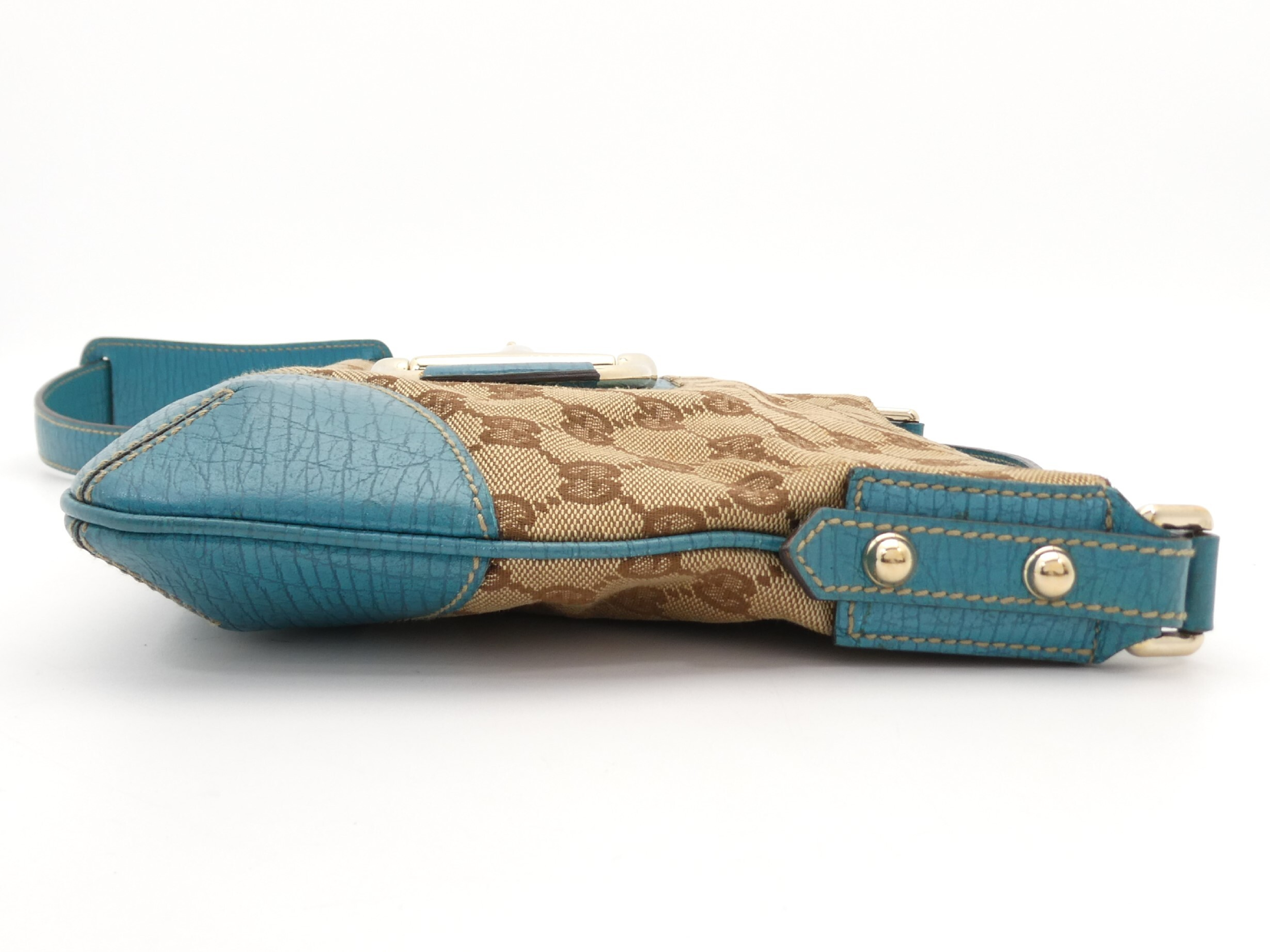 GG Canvas Horsebit Hardware Shoulder Bag — view 4