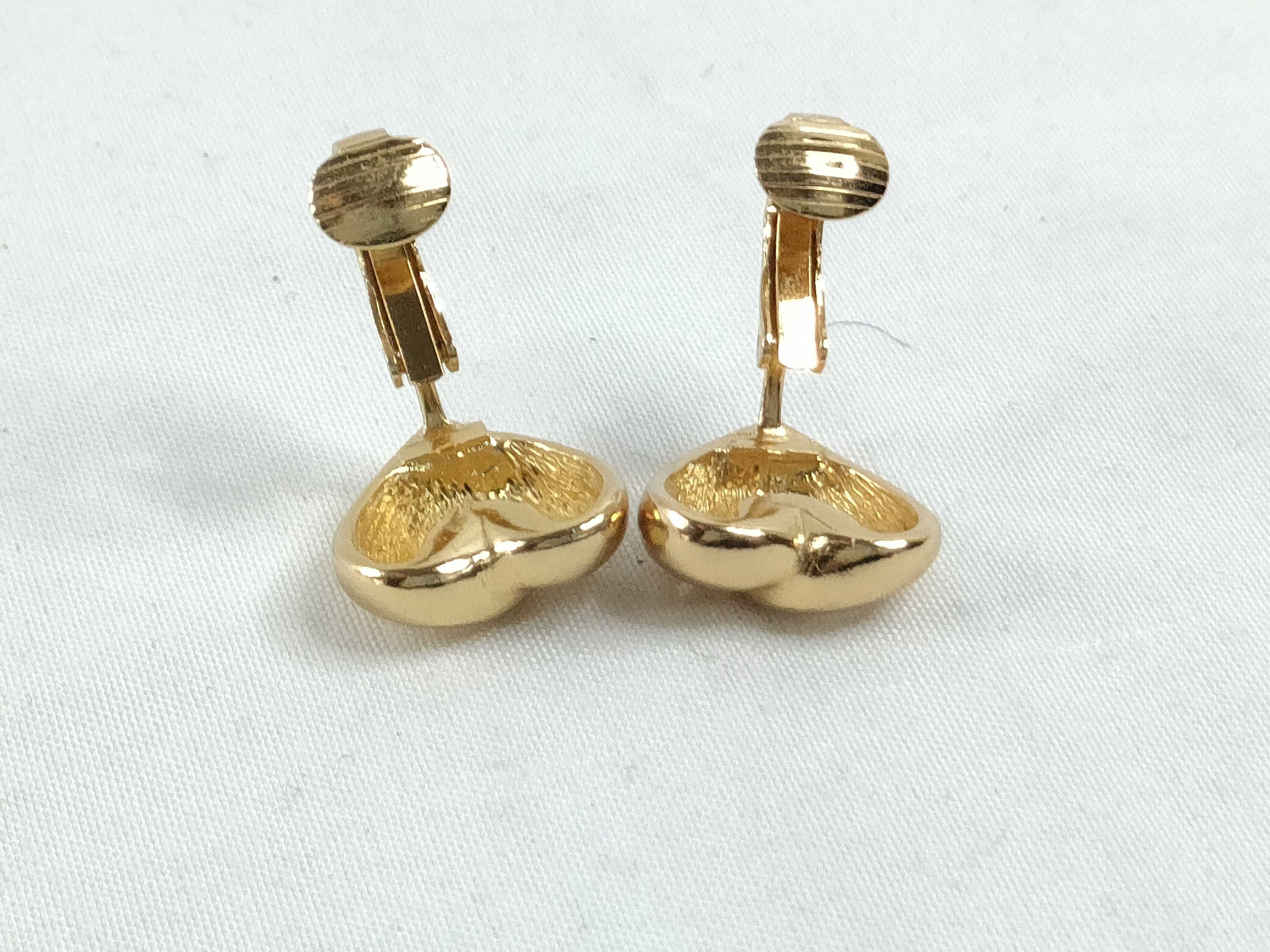 earrings — view 4