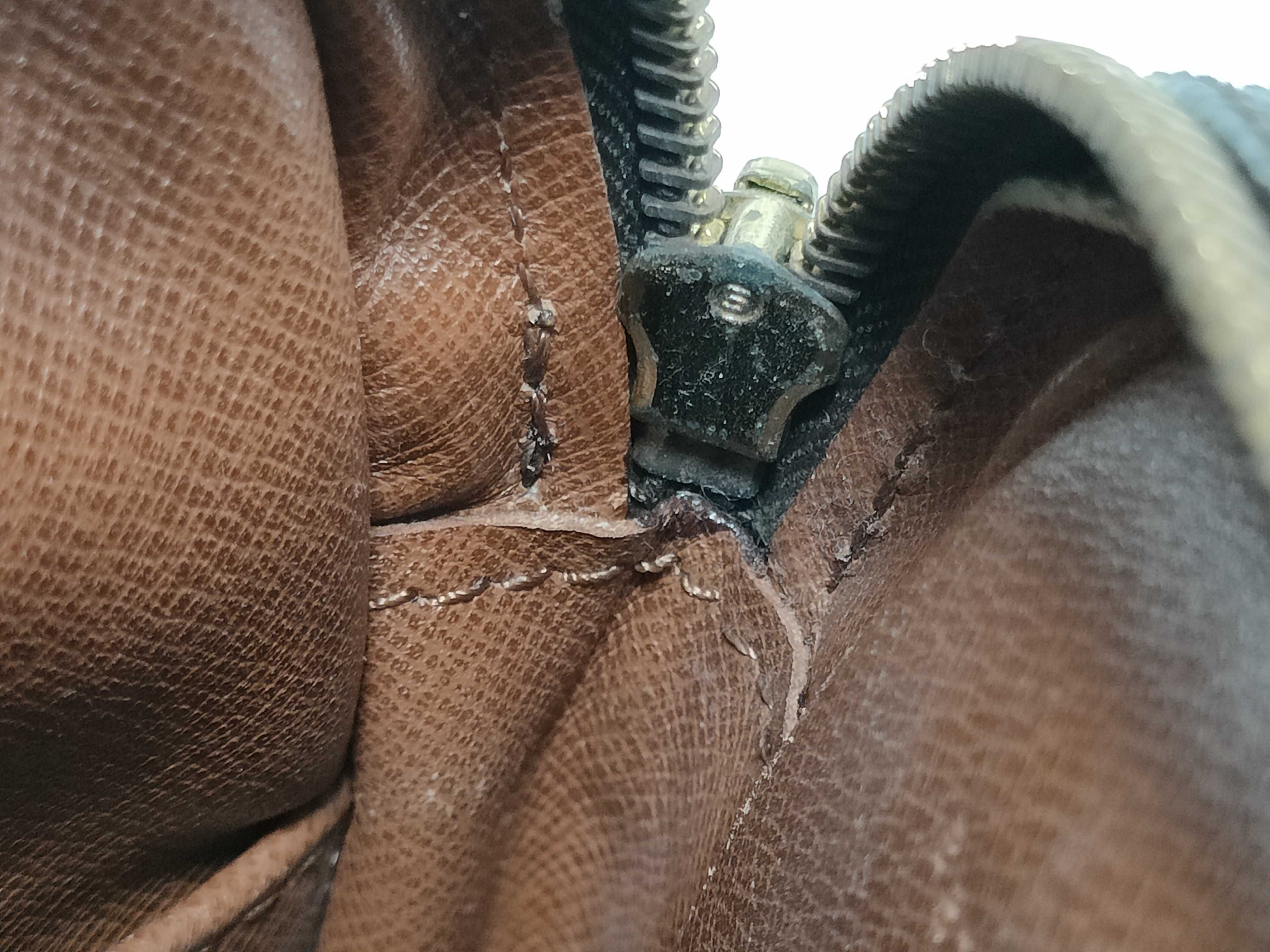 Monogram Louis Vuitton Shoulder Bag — view 14