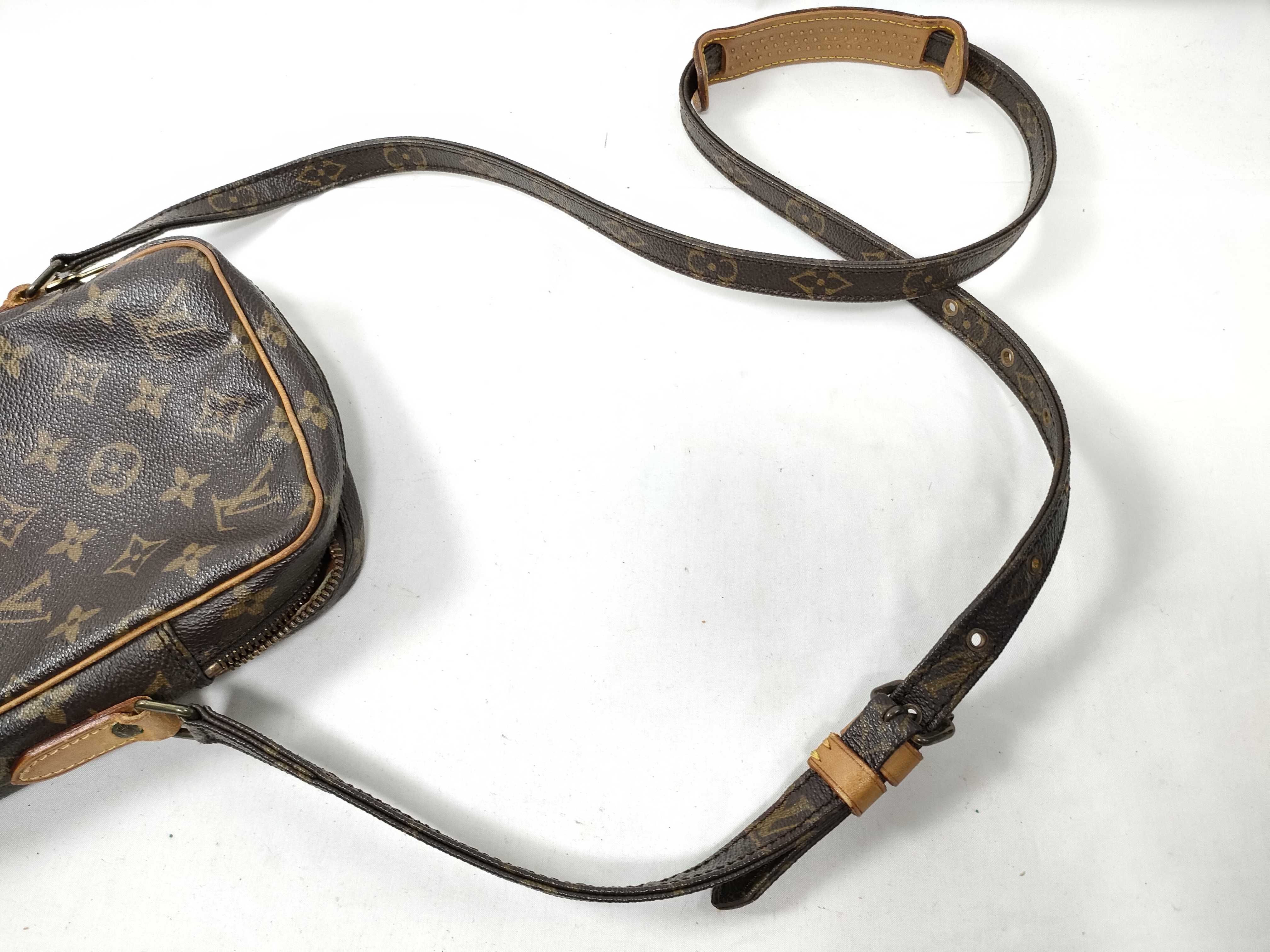 Monogram Louis Vuitton Shoulder Bag — view 6