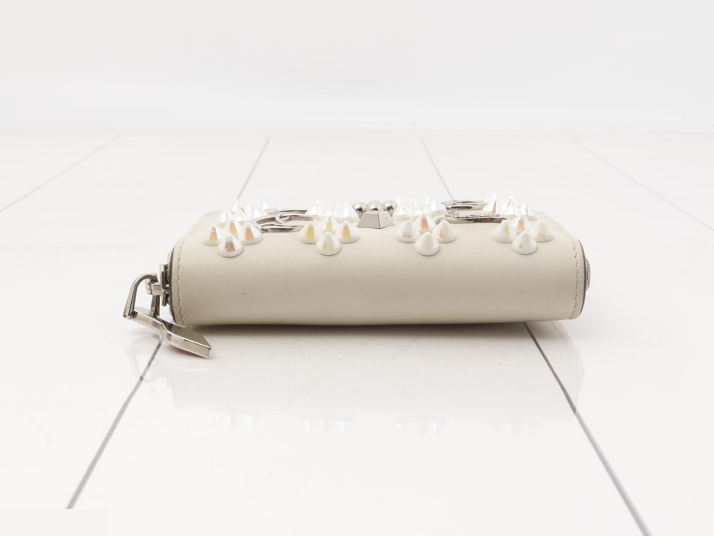 Other lines: Bags and Wallets — view 3