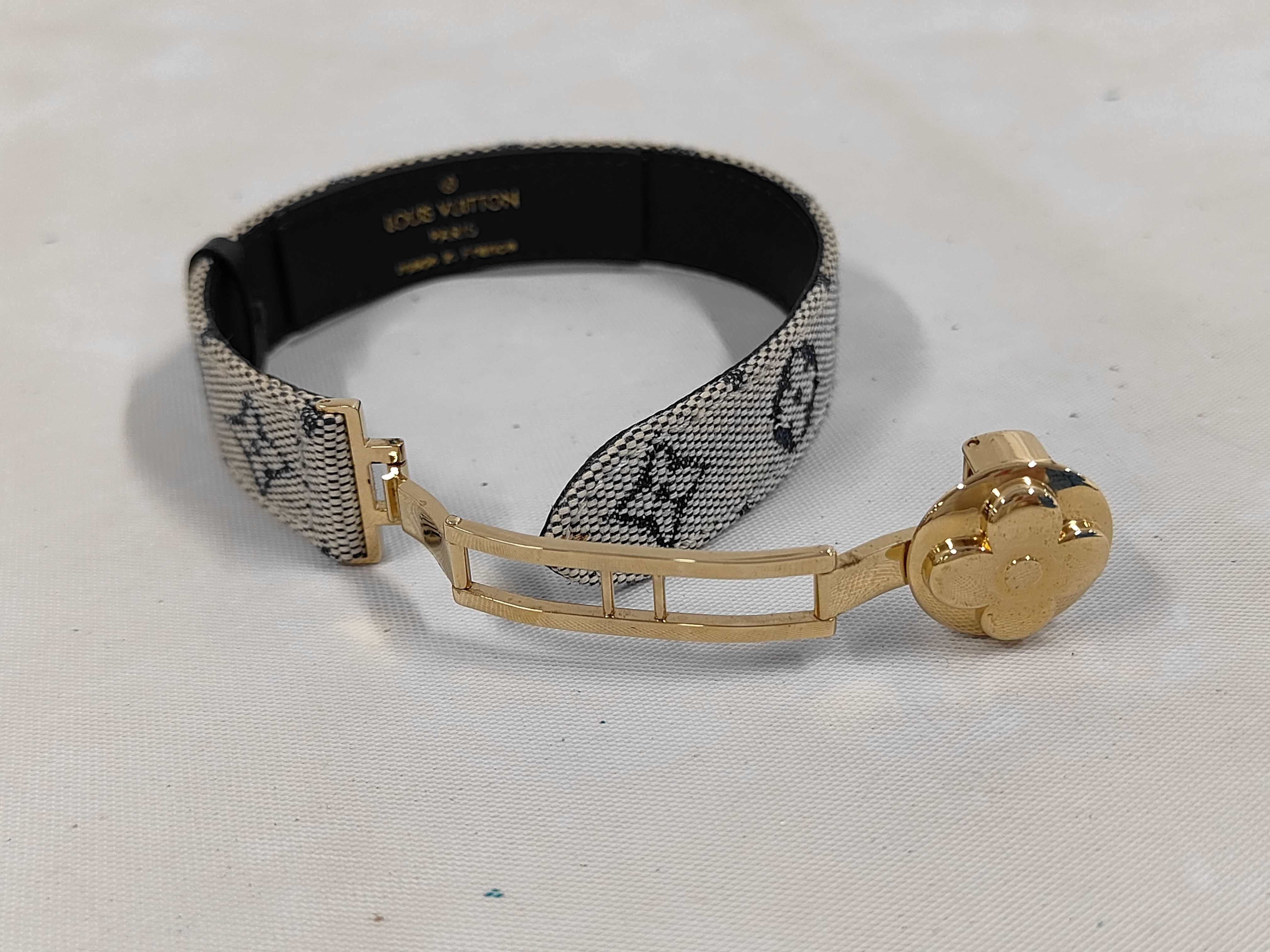 Mini Good Luck Bracelet Bracelet/Bangle — view 3