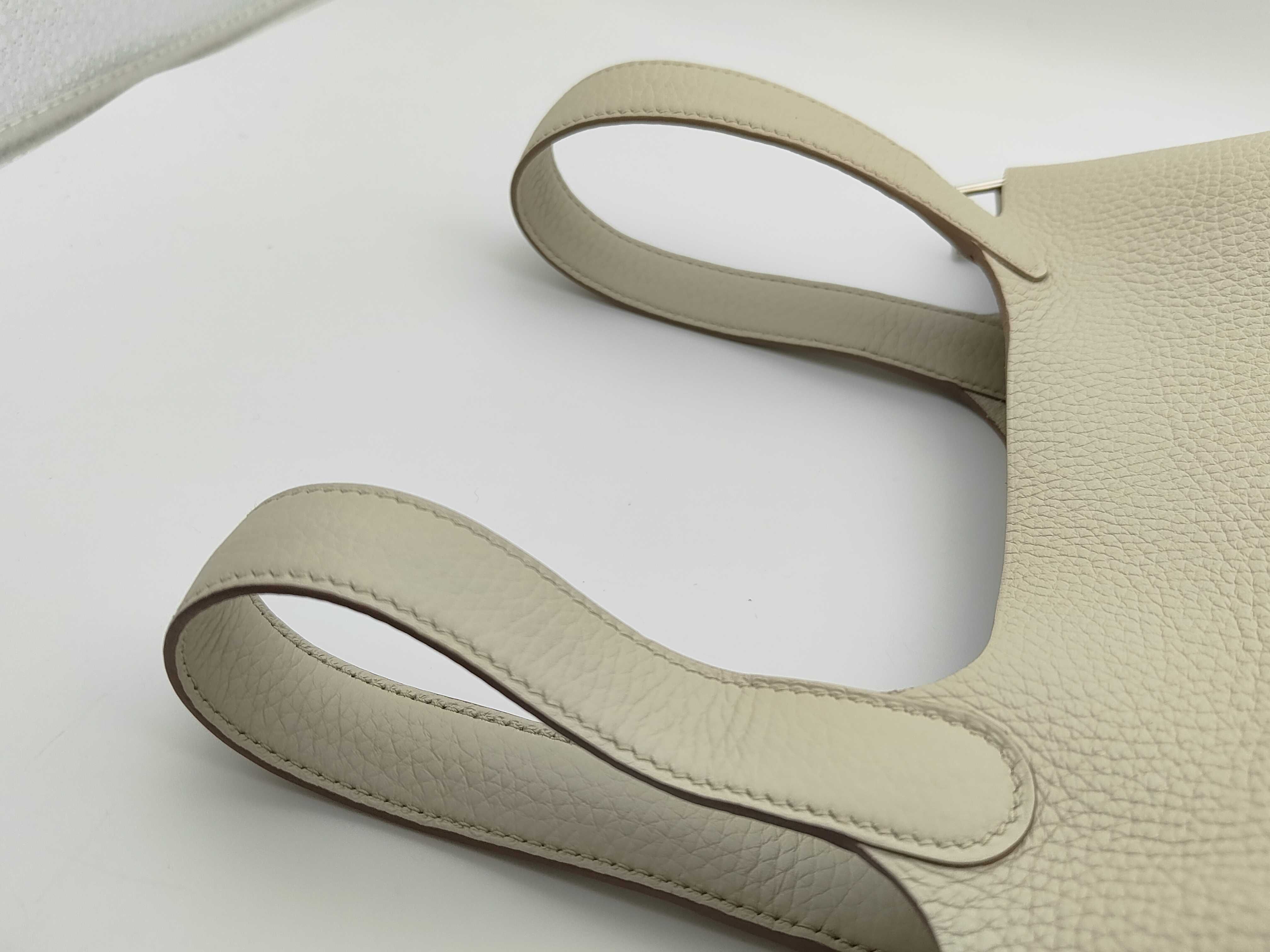 Picotin Lock 18 PM Taurillon Clemence Leather Beton K: 2025 Handbag — view 8