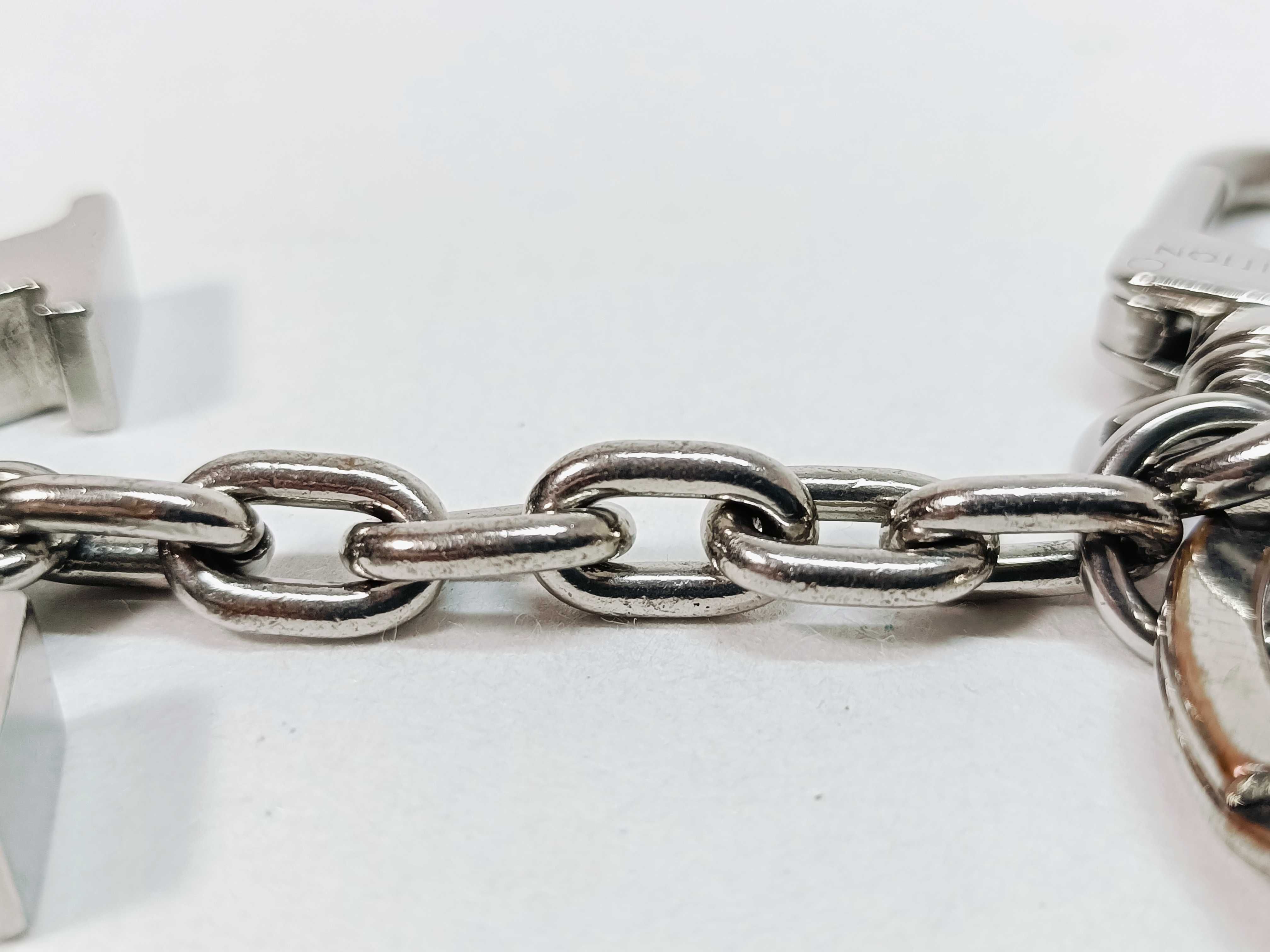 LV Charm Key Case — view 8