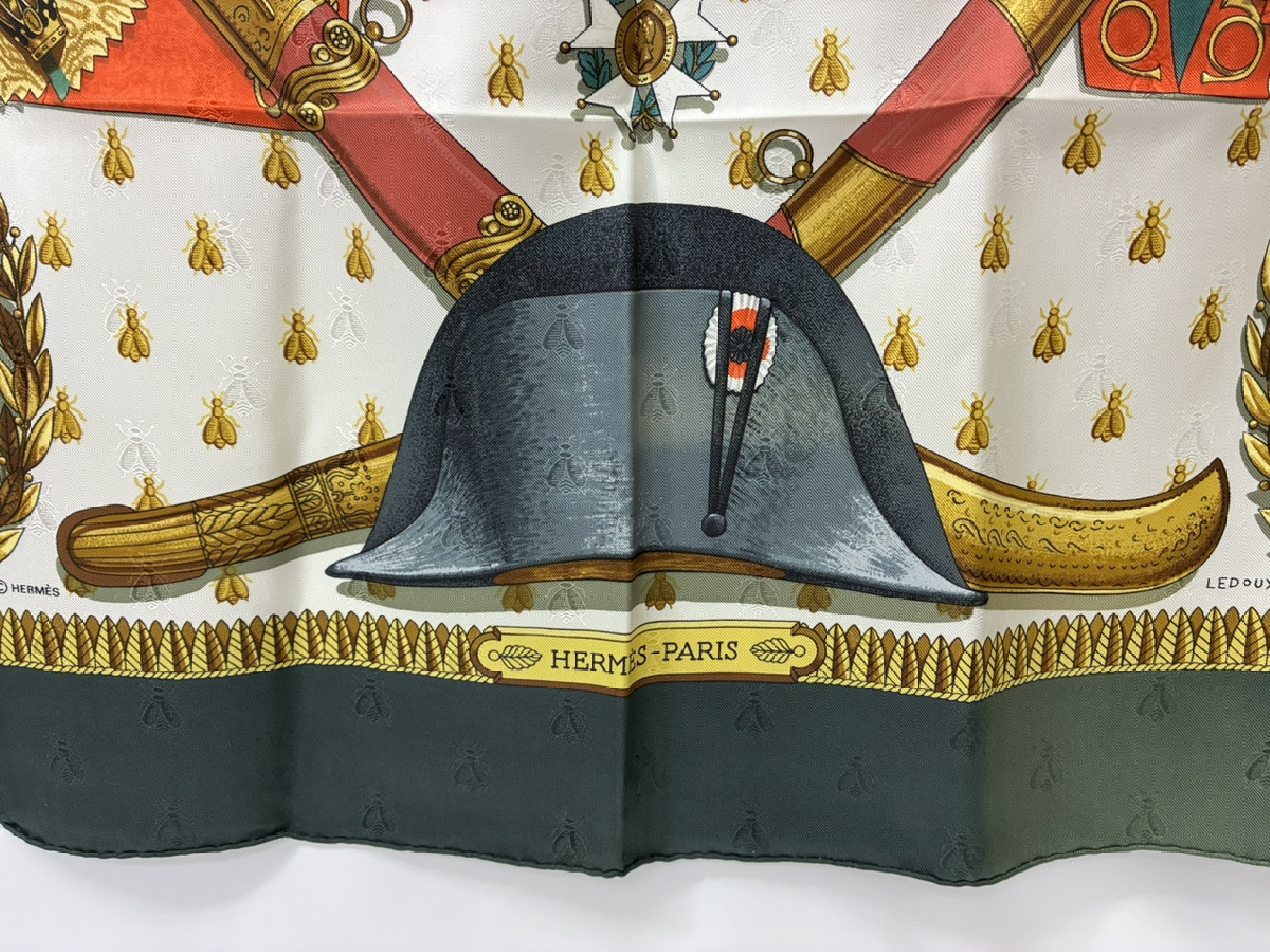 Carre 90 Napoleon Other Accessories — view 3