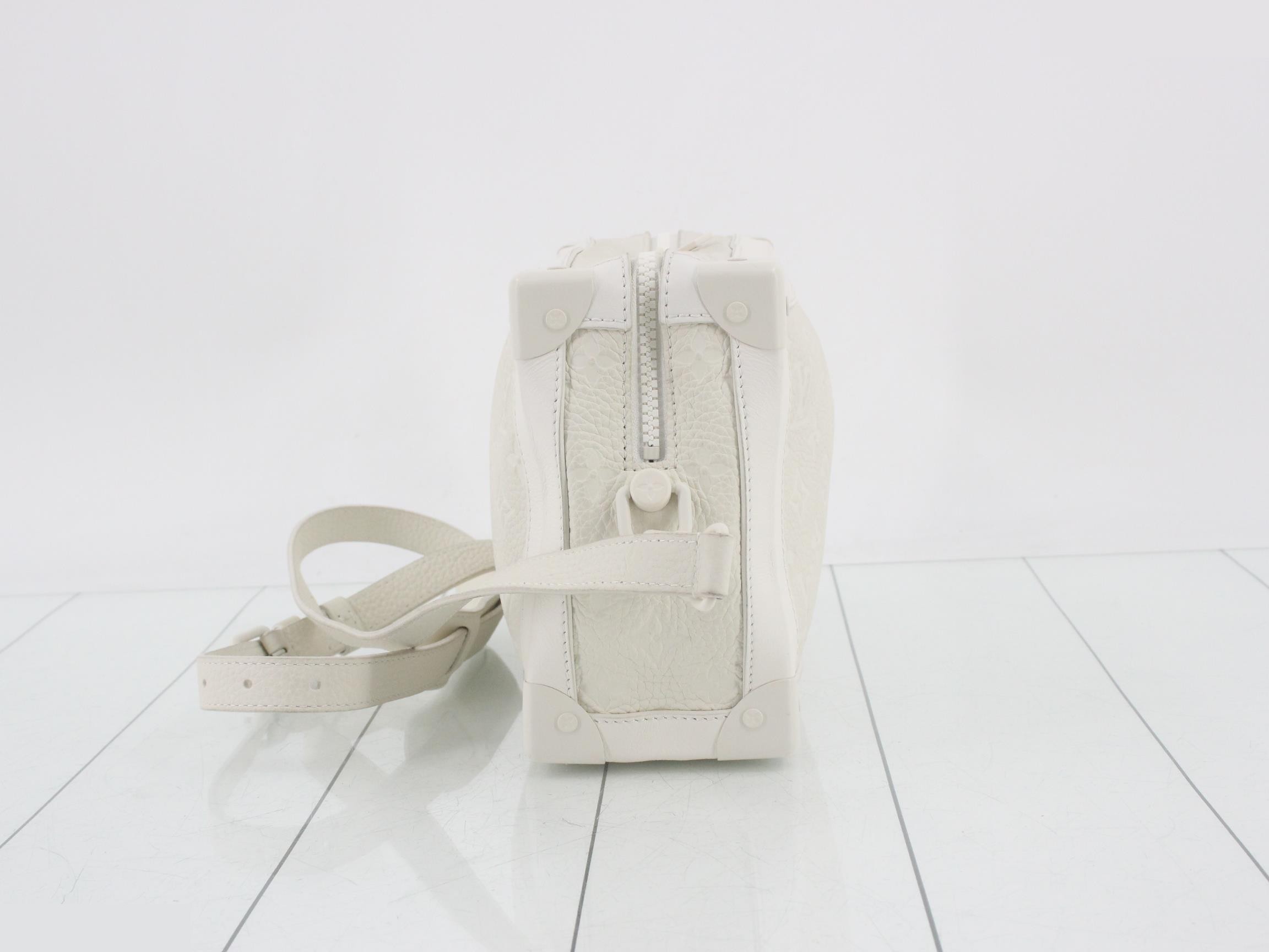 Soft Trunk — view 3