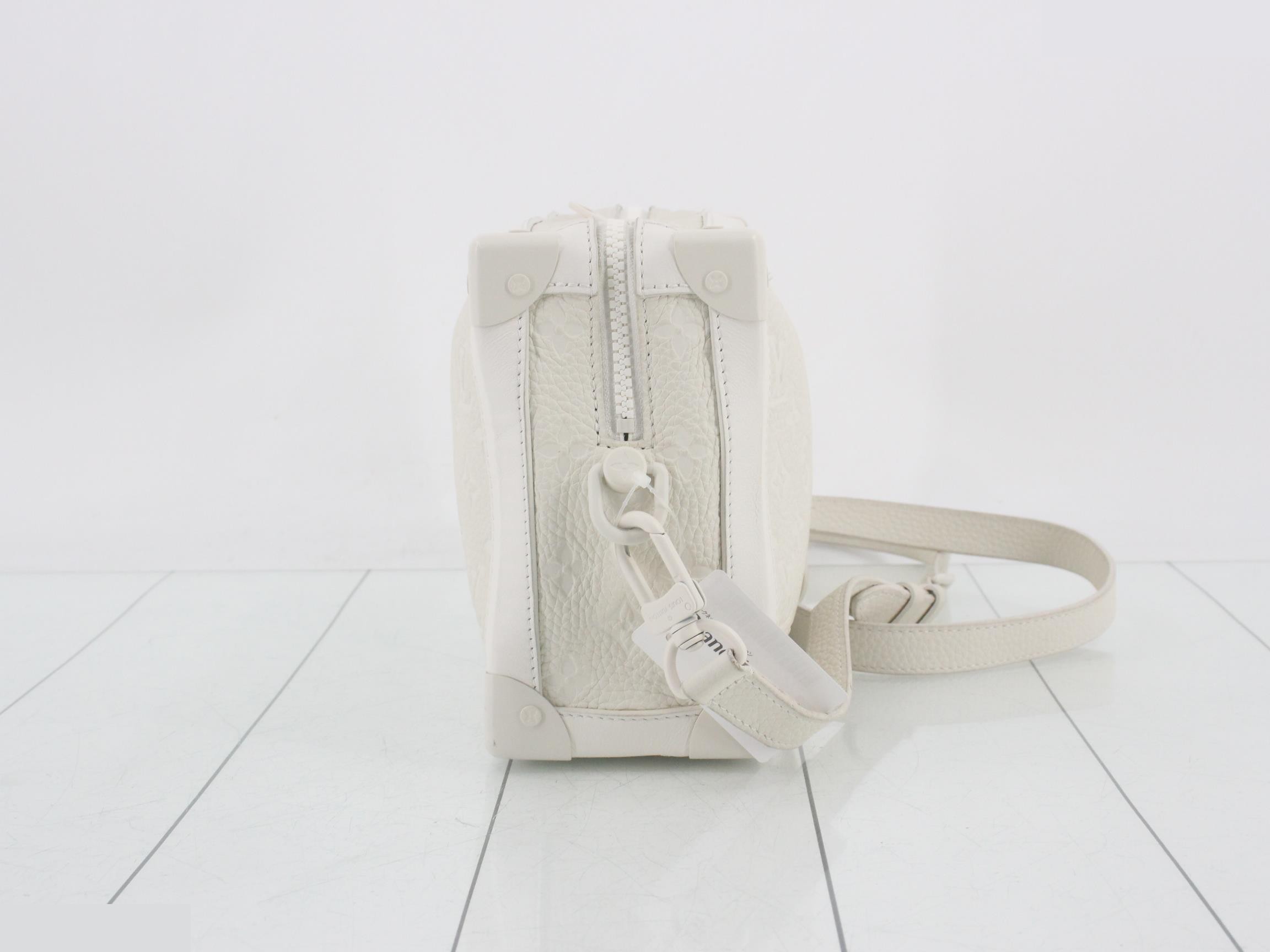 Soft Trunk — view 4