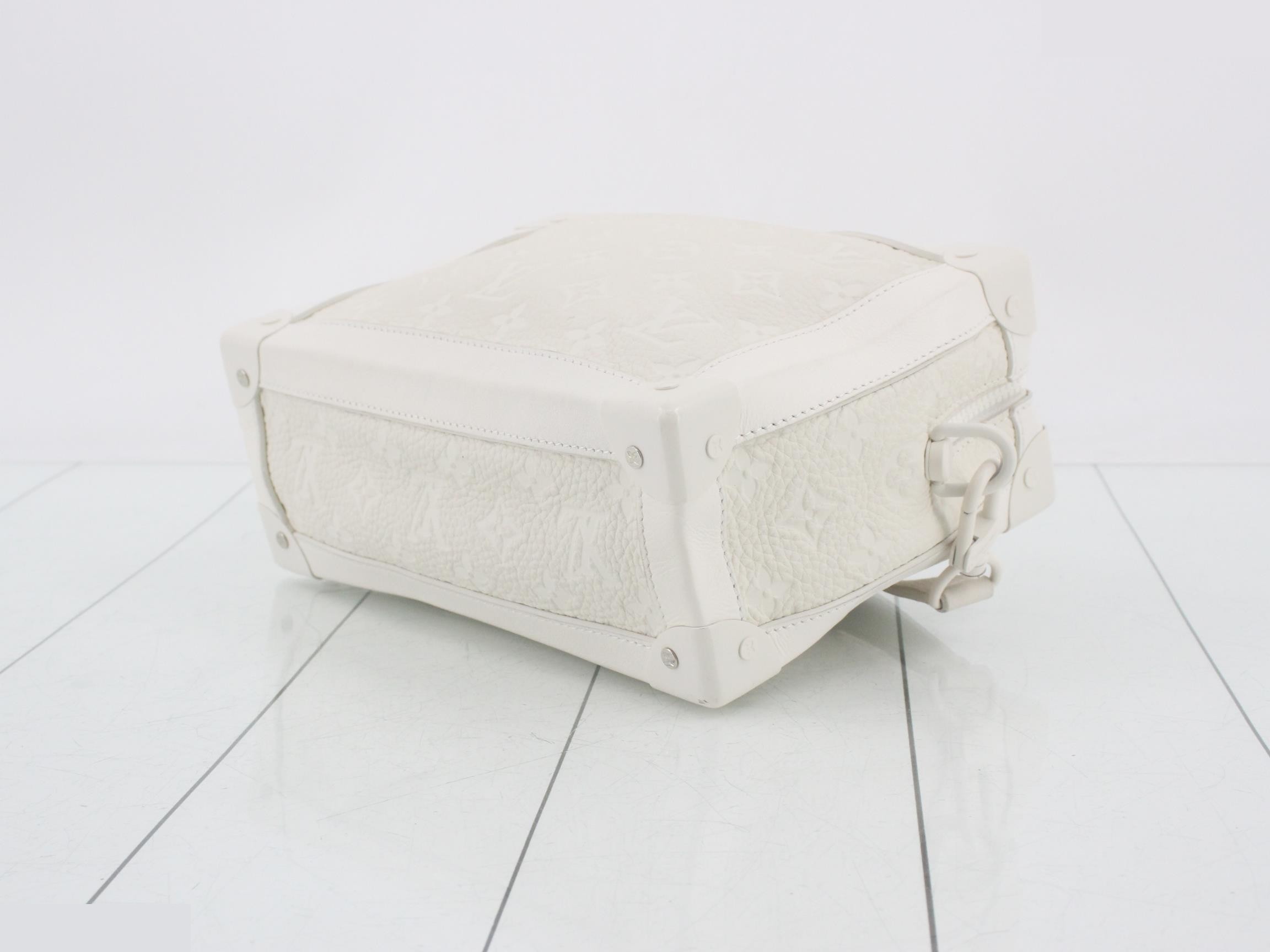 Soft Trunk — view 6