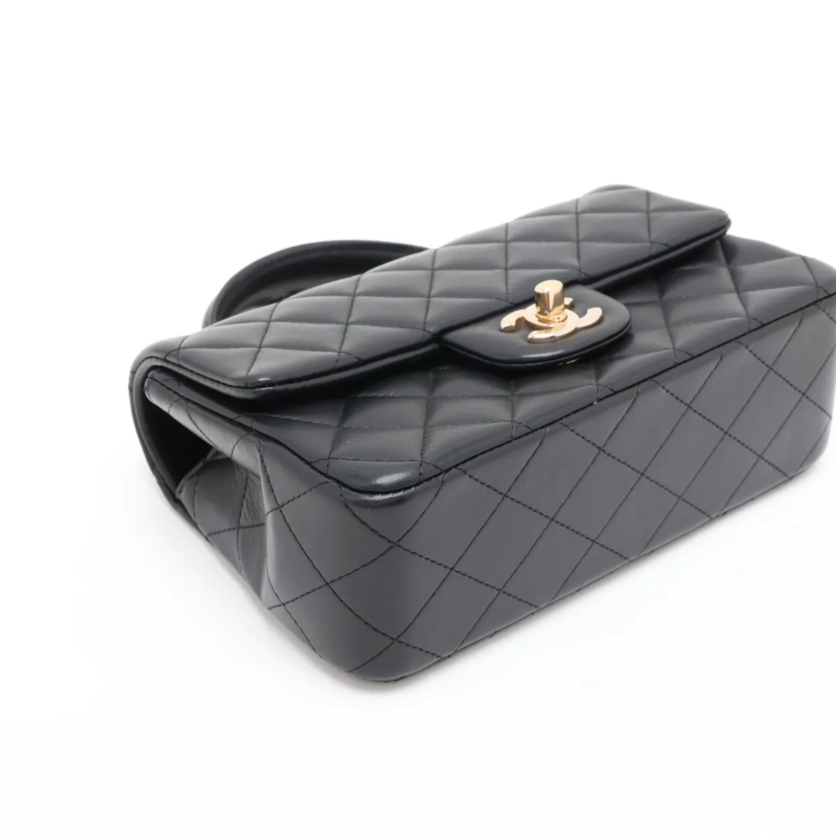 [Individually packaged] Chanel Matelassé Lambskin 2-Way Handbag, Top Handle, Black, Gold Hardware, E4K78551, Random Plate — view 4