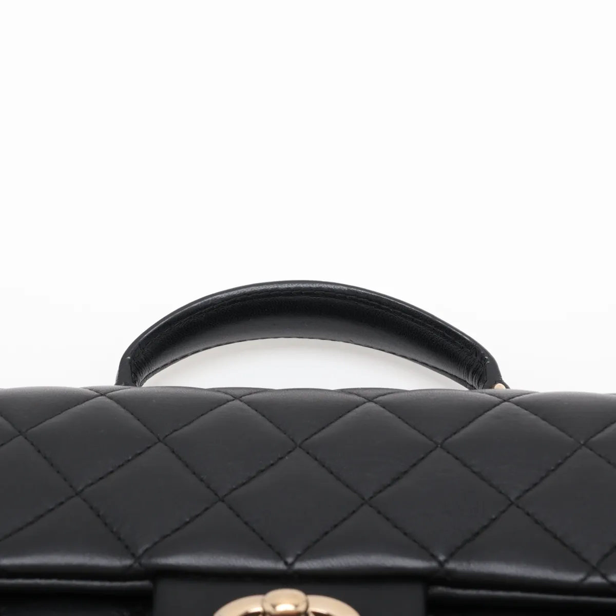 [Individually packaged] Chanel Matelassé Lambskin 2-Way Handbag, Top Handle, Black, Gold Hardware, E4K78551, Random Plate — view 6