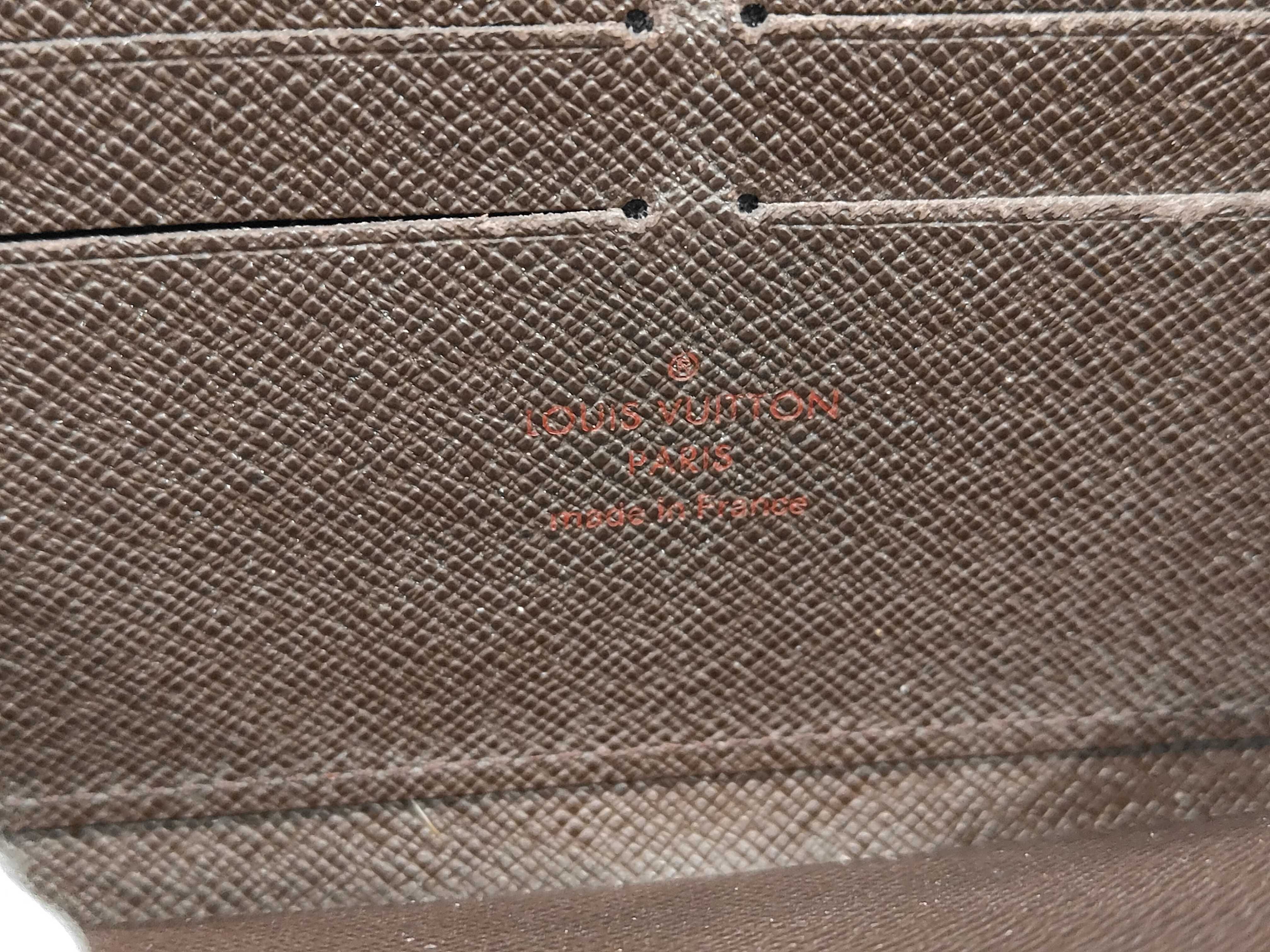 Damier Zippy Wallet Billfold — view 8