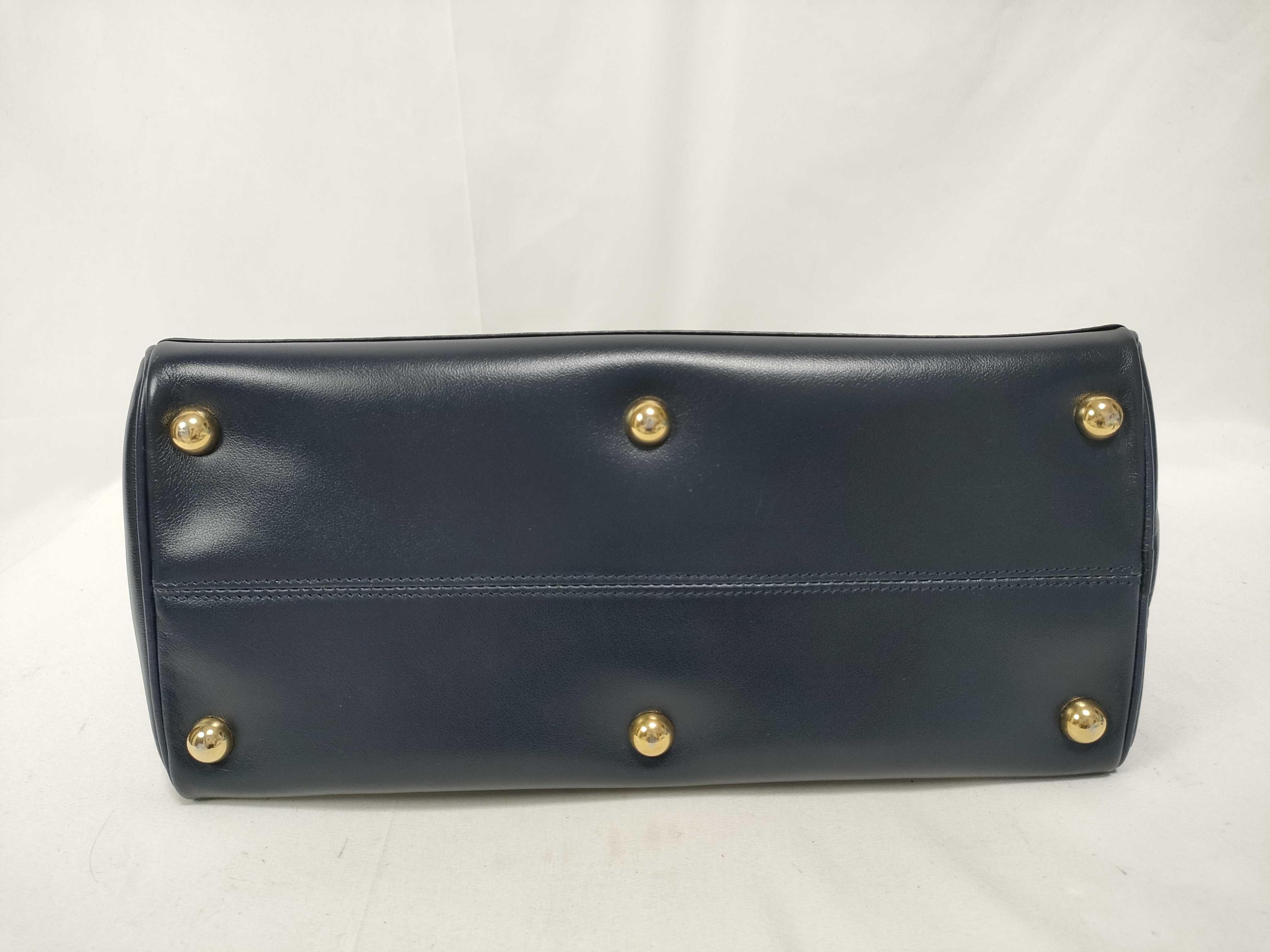 Handbag — view 3