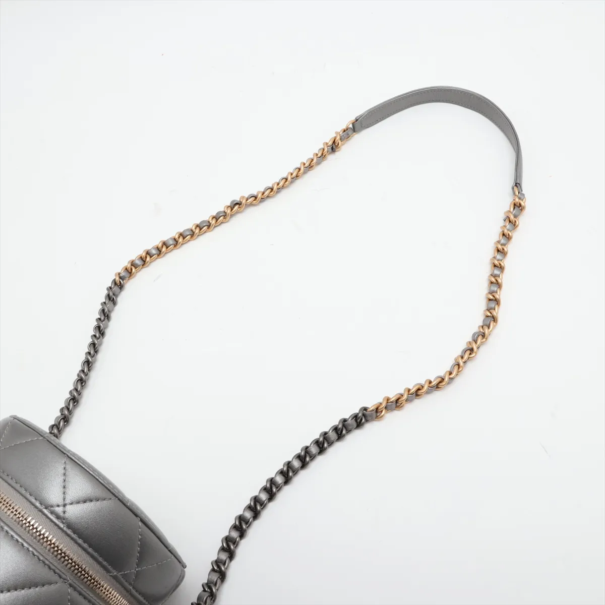 Matelassé Lambskin Chain Shoulder Bag, Silver with Gold and Silver Hardware, H40X0E17, Random Plate — view 5