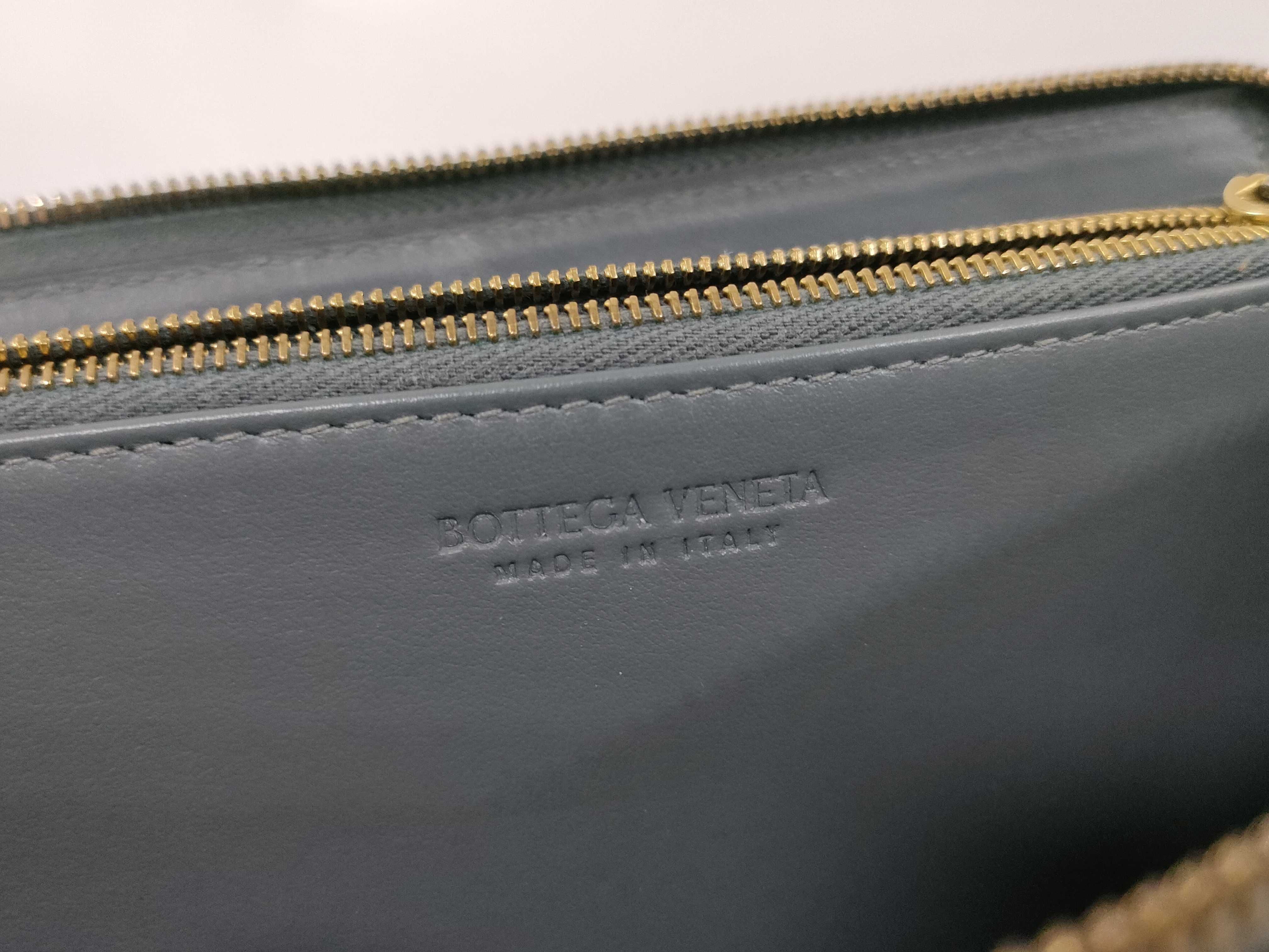 Cassette Zip Around Wallet, Gray Leather Wallet — view 12