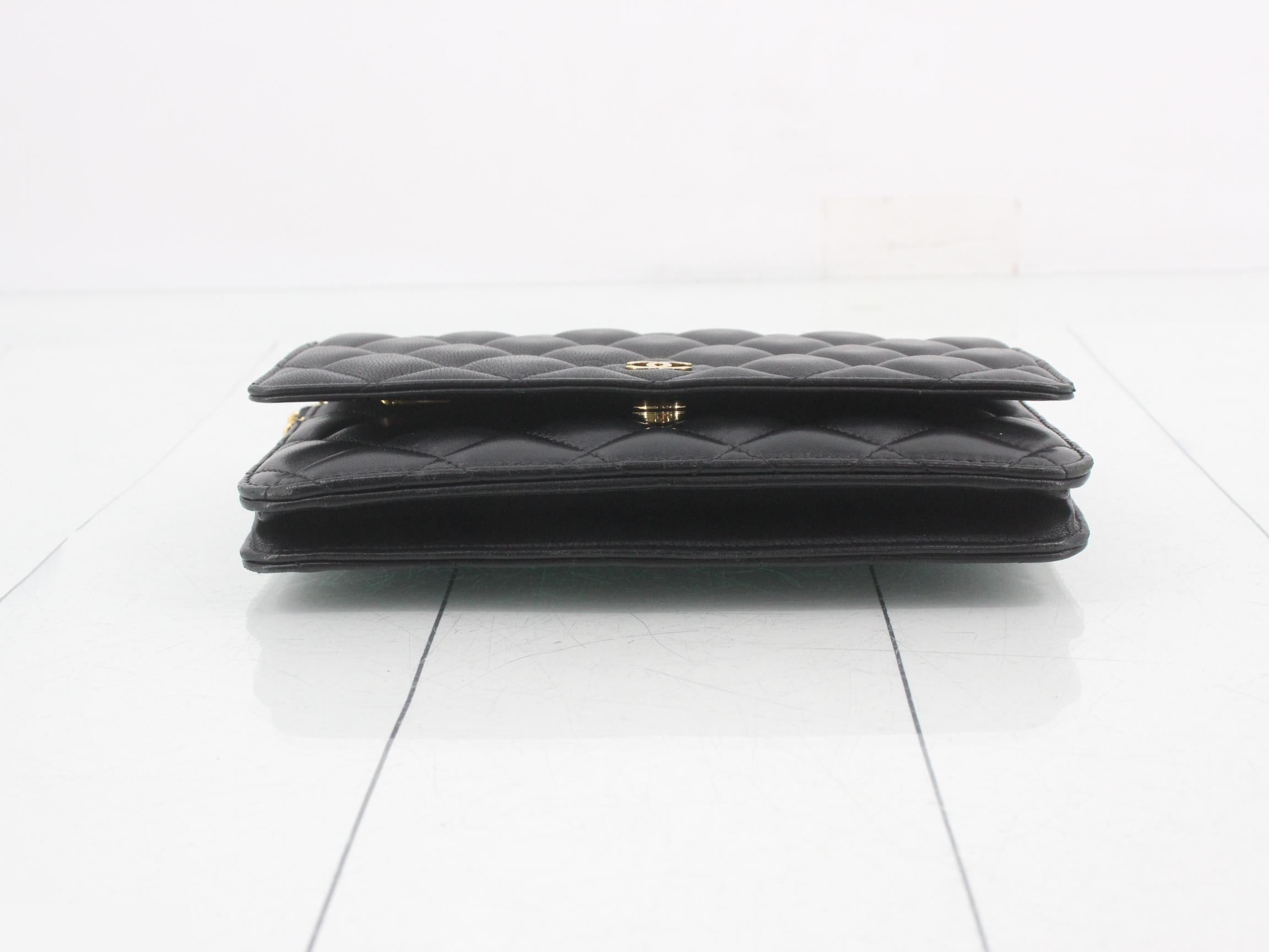 Matelassé Lambskin Wallet Shoulder Bag, Black — view 3